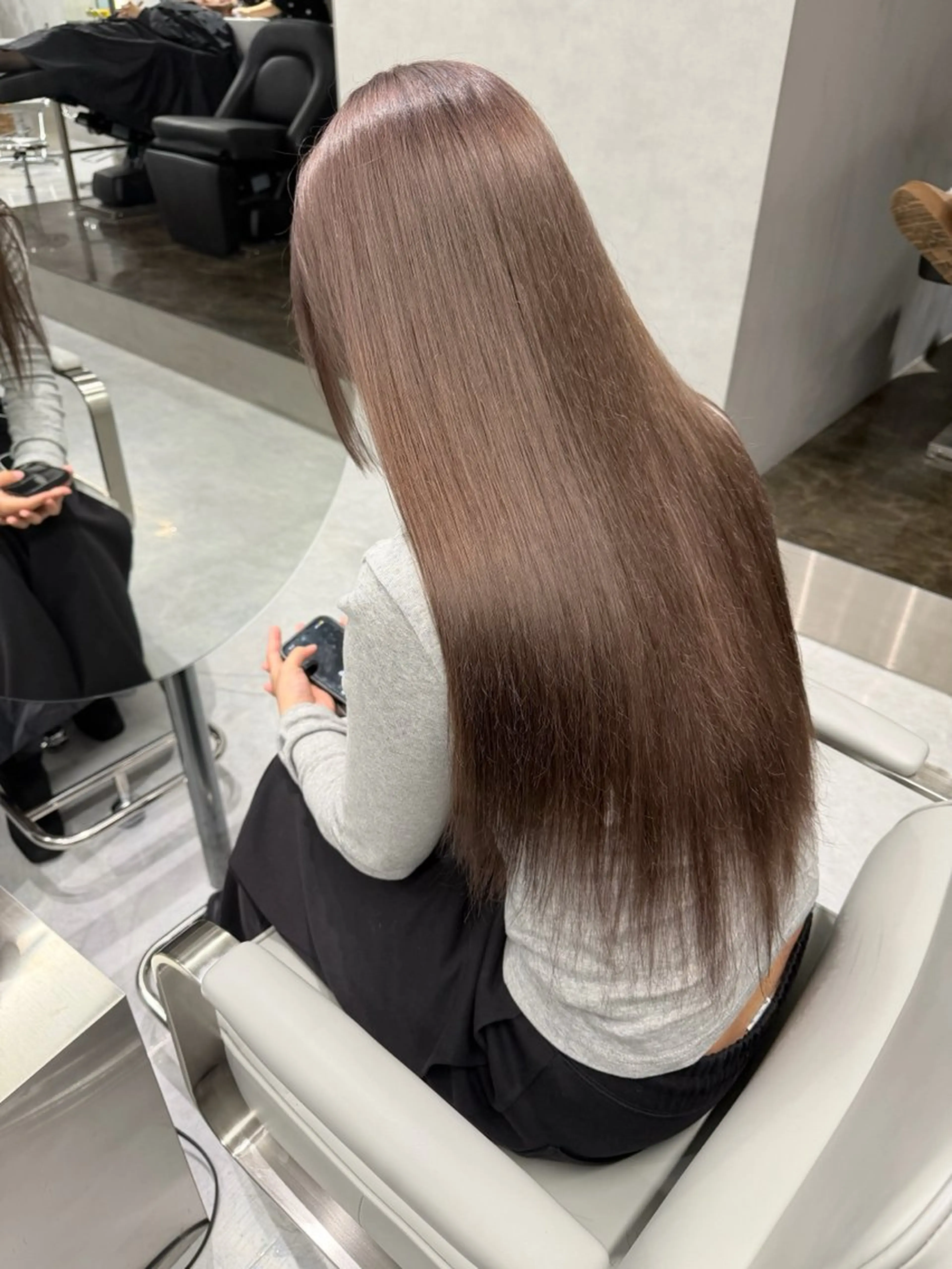 ミディアム ヘアカラー デザイン🥇複雑履歴 ハイトーン特化のヘアスタイル