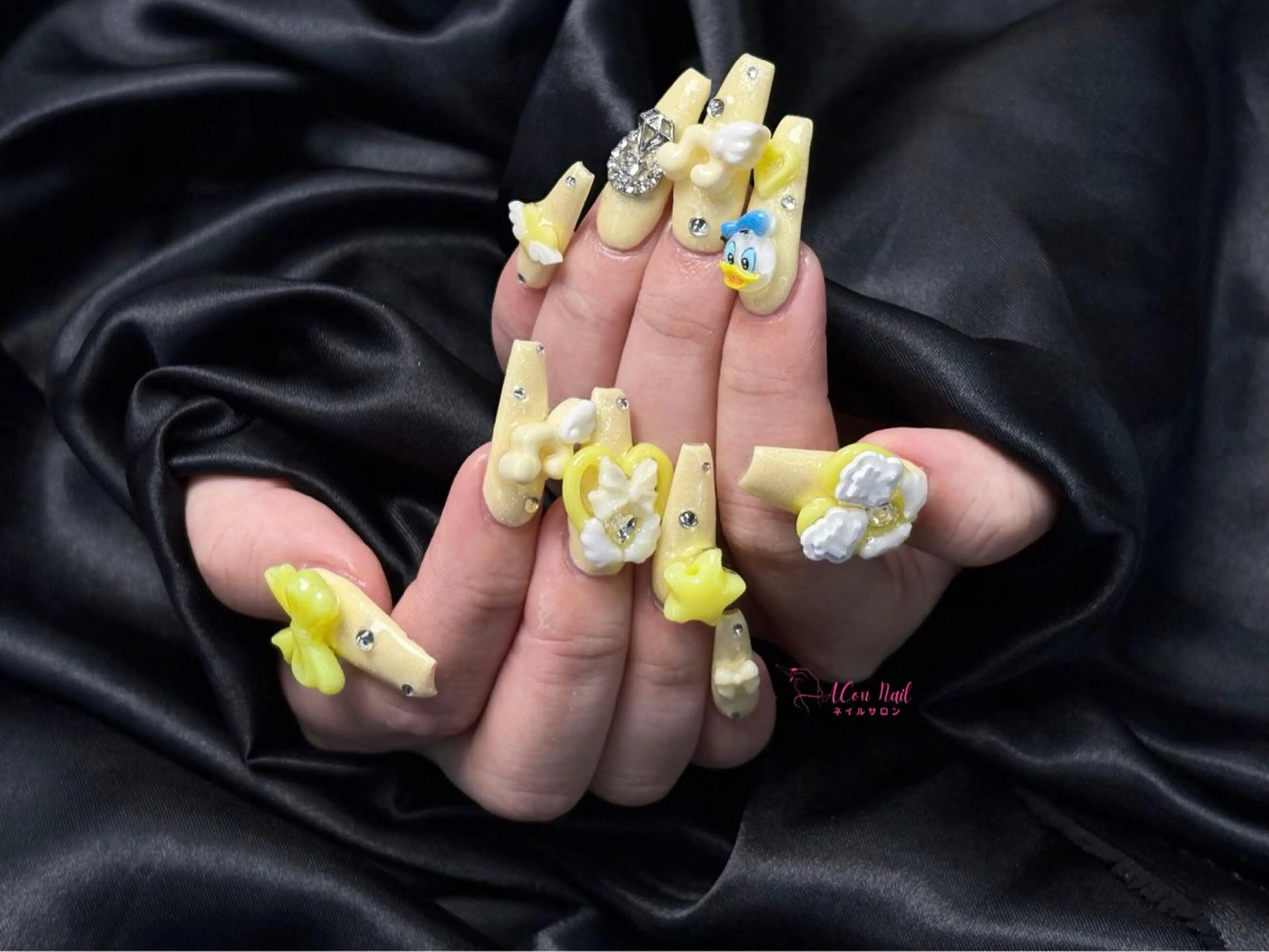 ネイル 桜ネイル 長さ出し フラワーネイル フレンチネイル ジェルネイル ハンドネイル AConNailSalon所属・ACon NailSalonのネイルデザイン