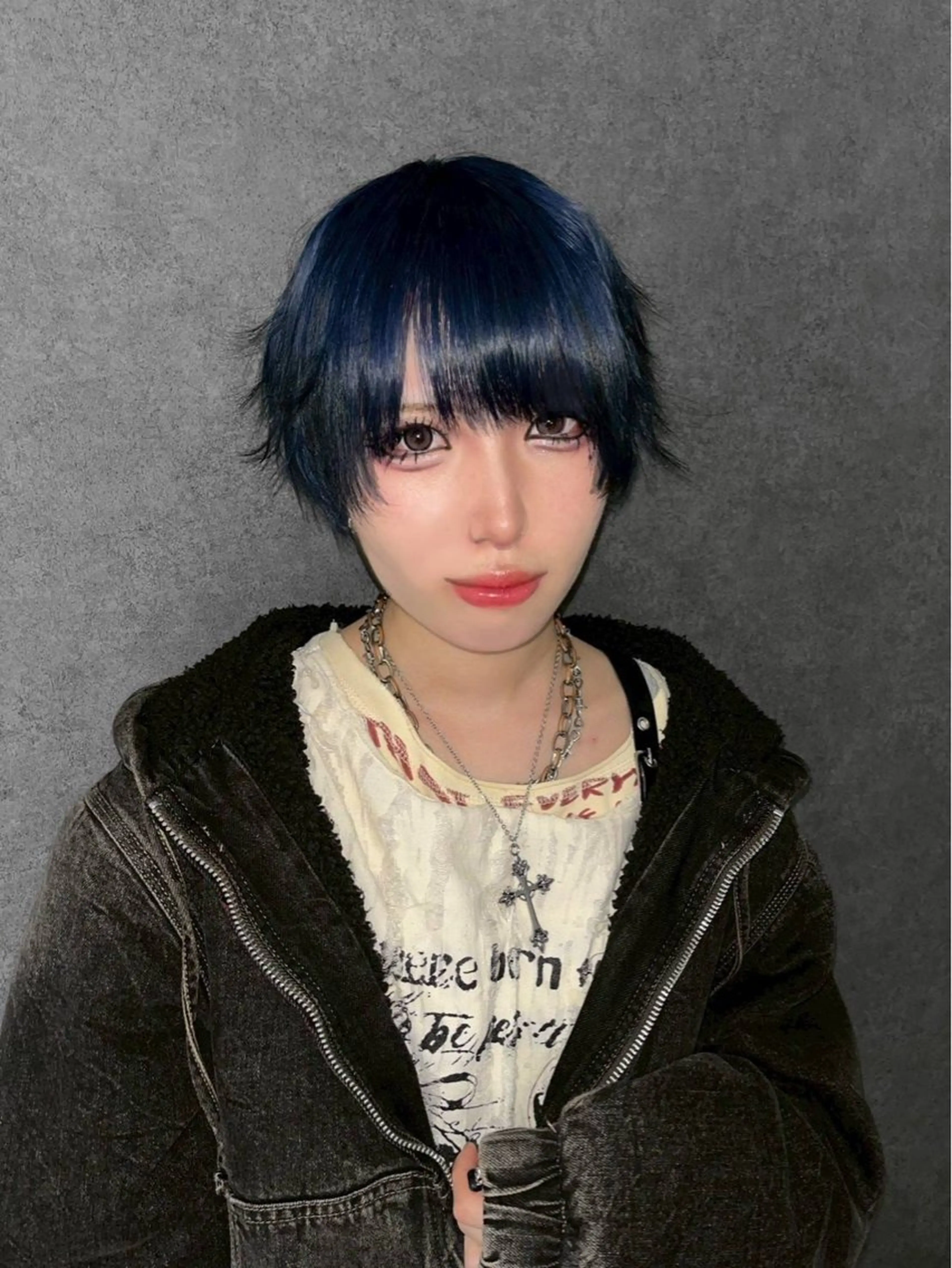 ショート カラー 原口 桃歌のヘアスタイル