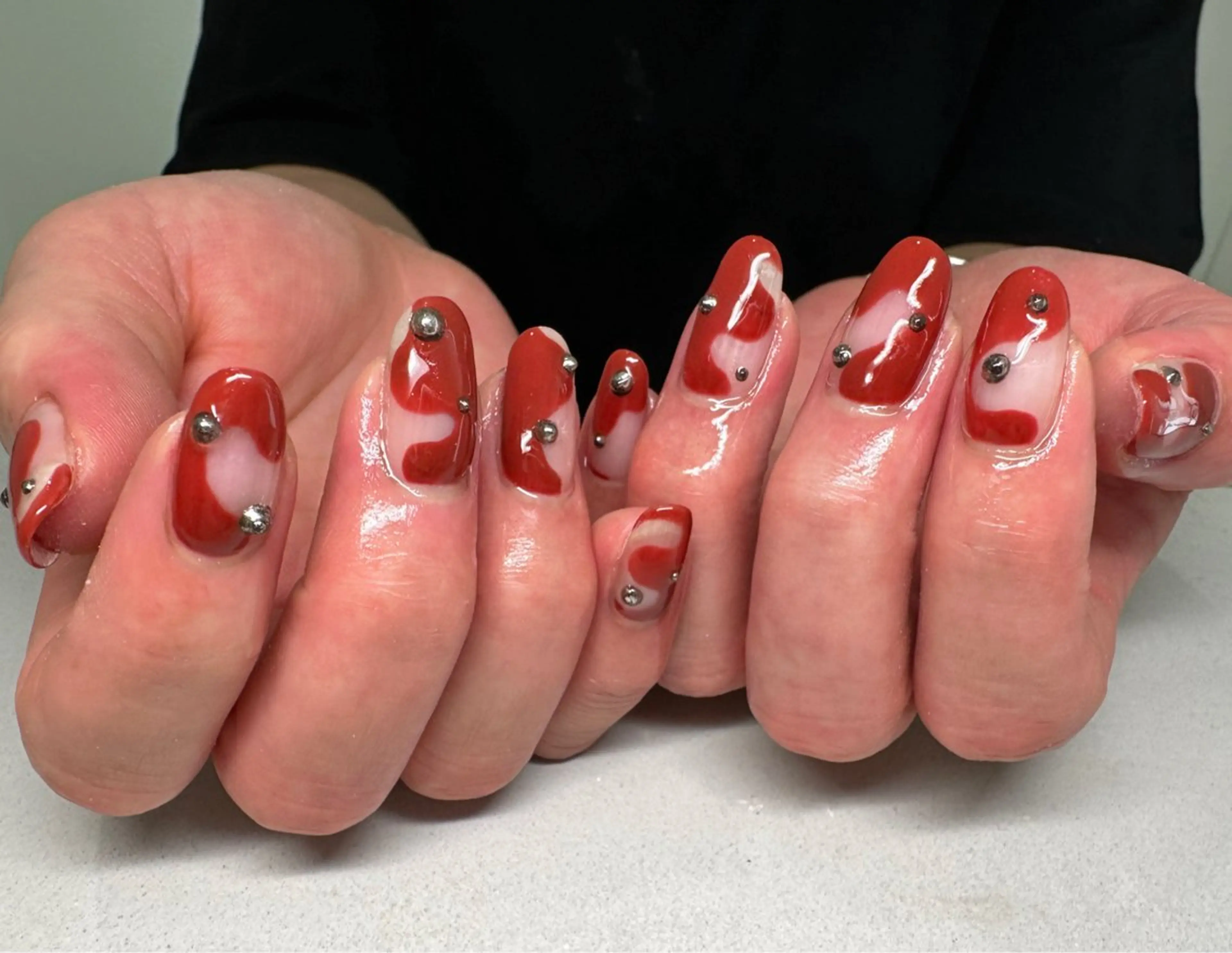 ネイル クリアネイル ニュアンスネイル num-fi Aiのネイルデザイン