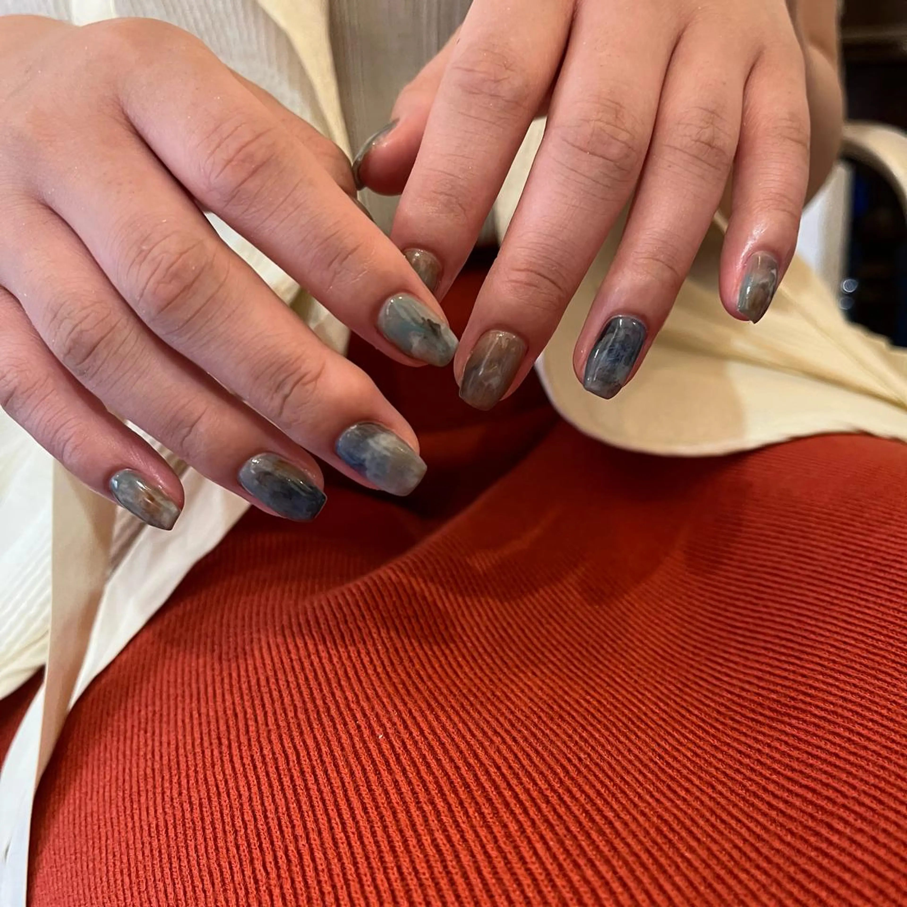 ネイル ハンドネイル 岩本 杏のネイルデザイン