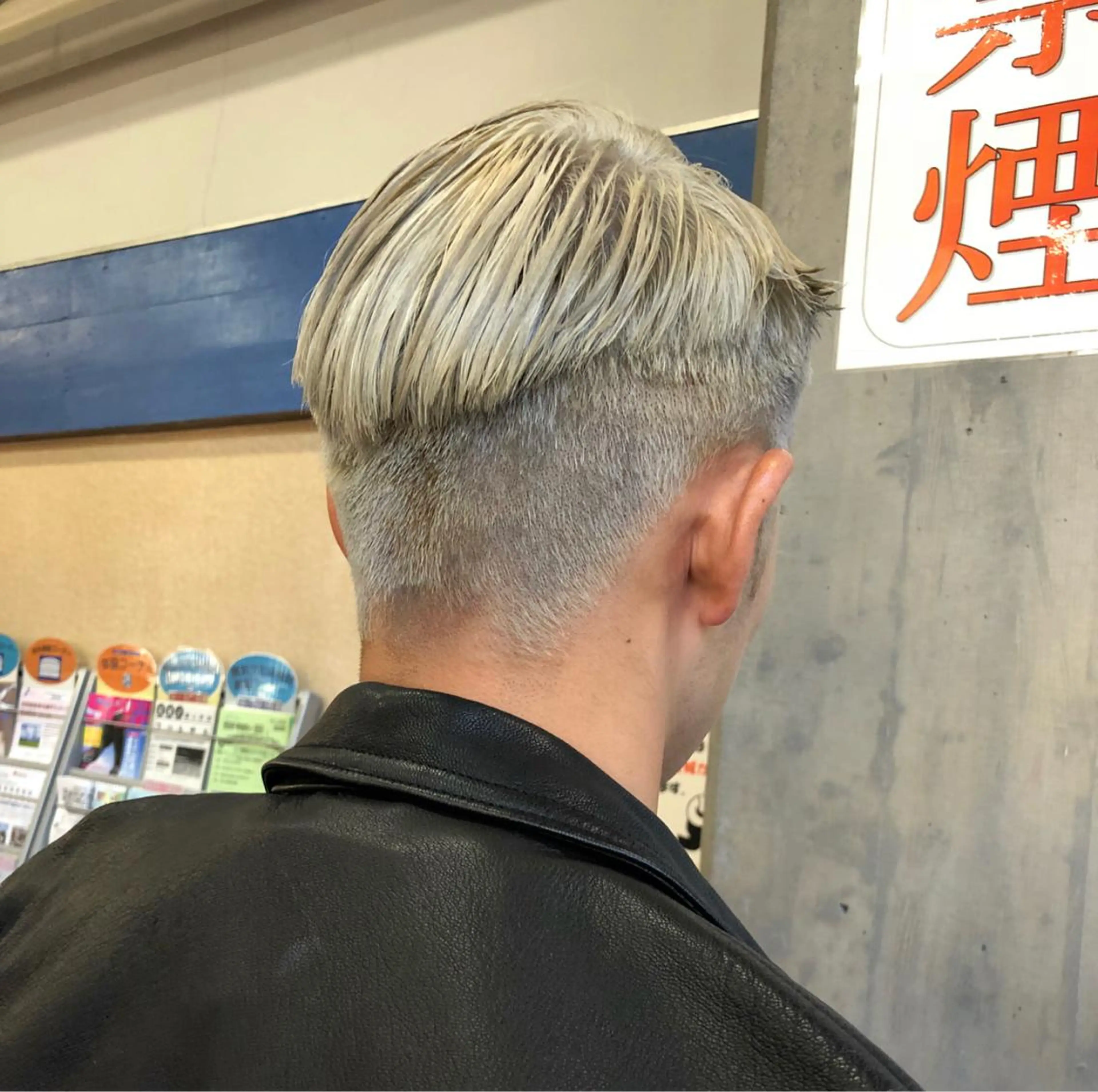 ショート カラー 佐治 梨乃のヘアスタイル