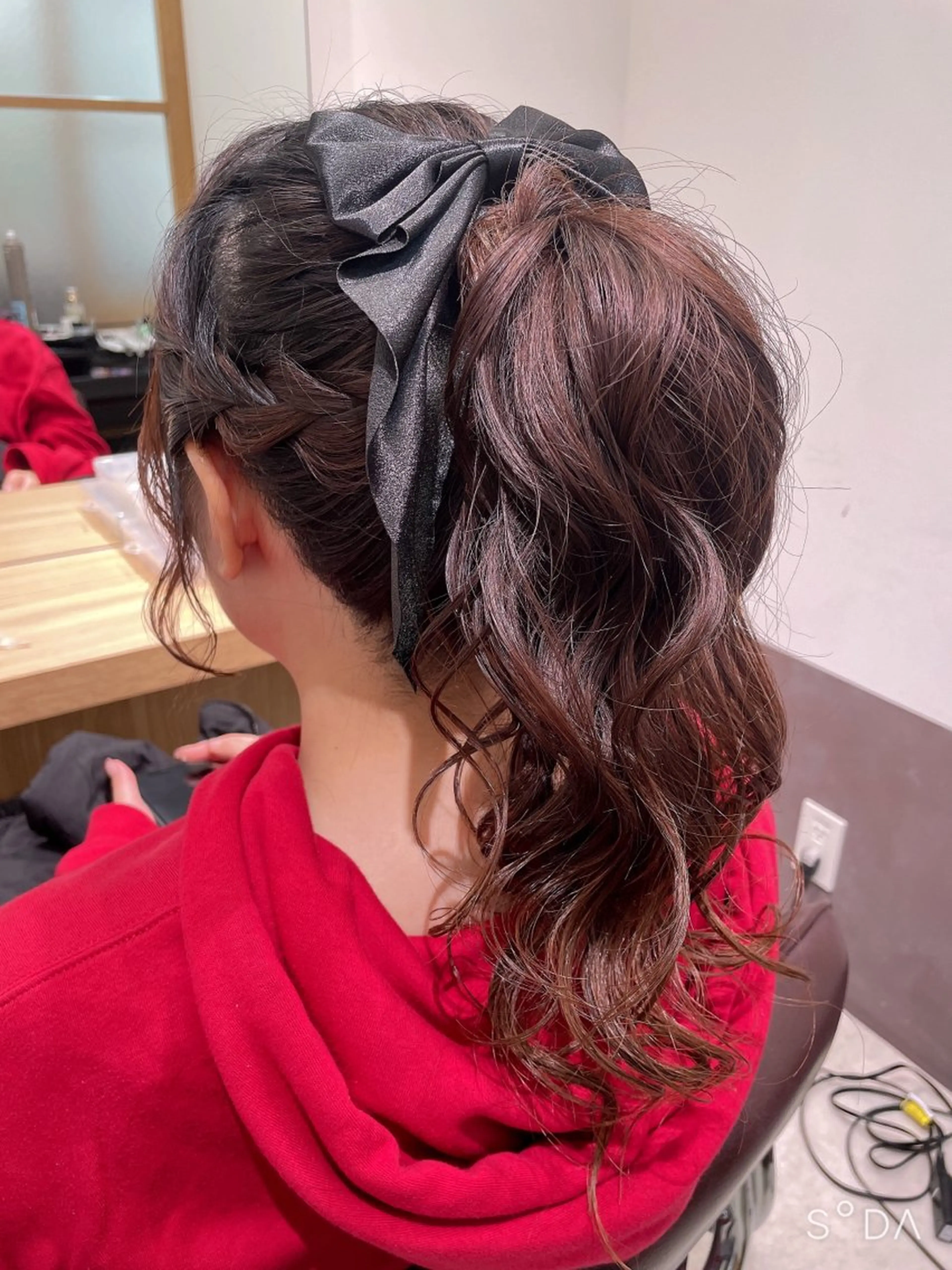 ロング ヘアアレンジ ポニーテール ヘアセット 新宿三丁目アイドル ヘアメイクたでぬまのヘアスタイル