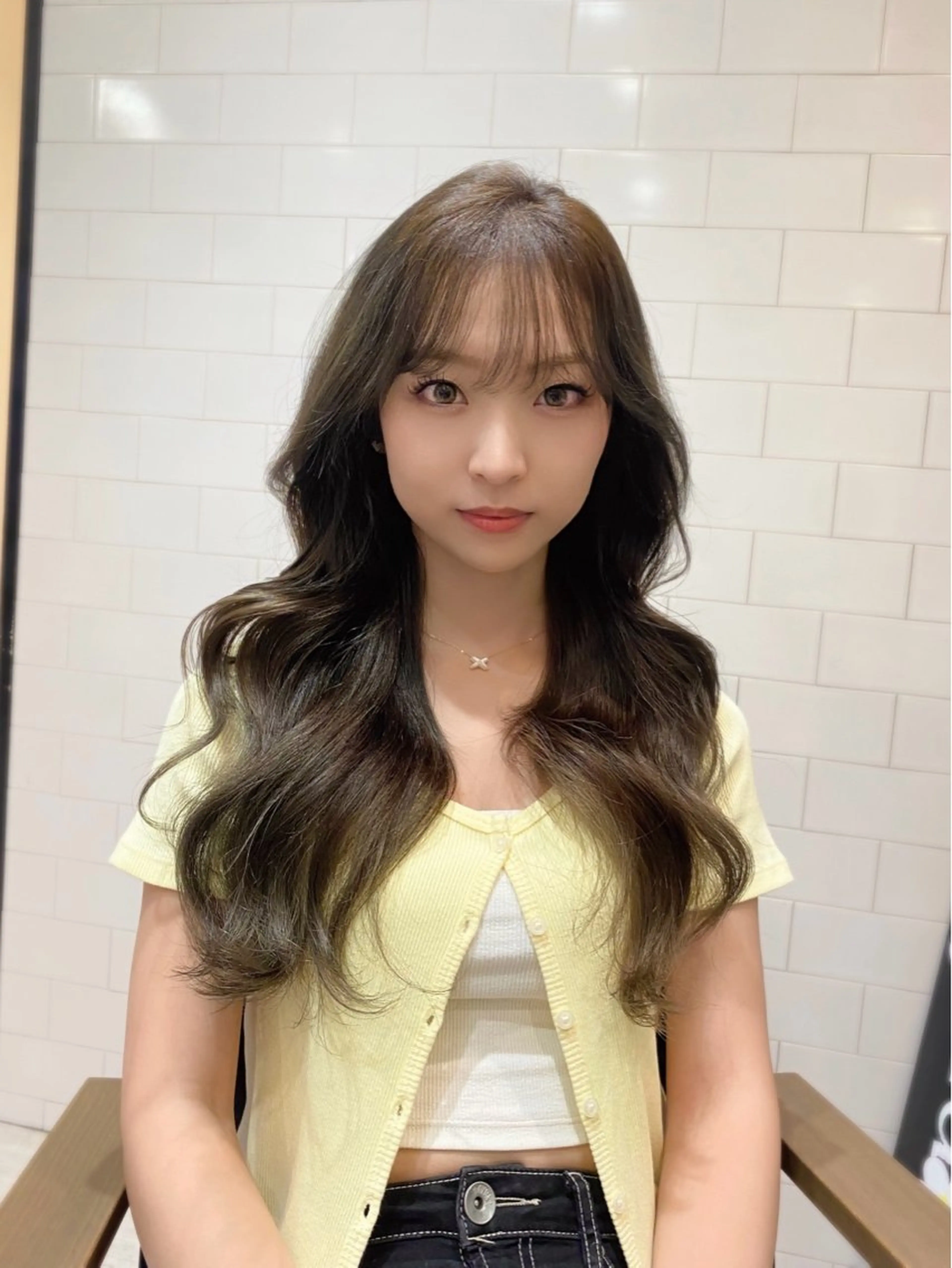 ロング ロングレイヤー アッシュ 韓国風ヘア レイヤーカット ロング カット ヘアカラー 韓国トレンドヘア しゅーやのヘアスタイル