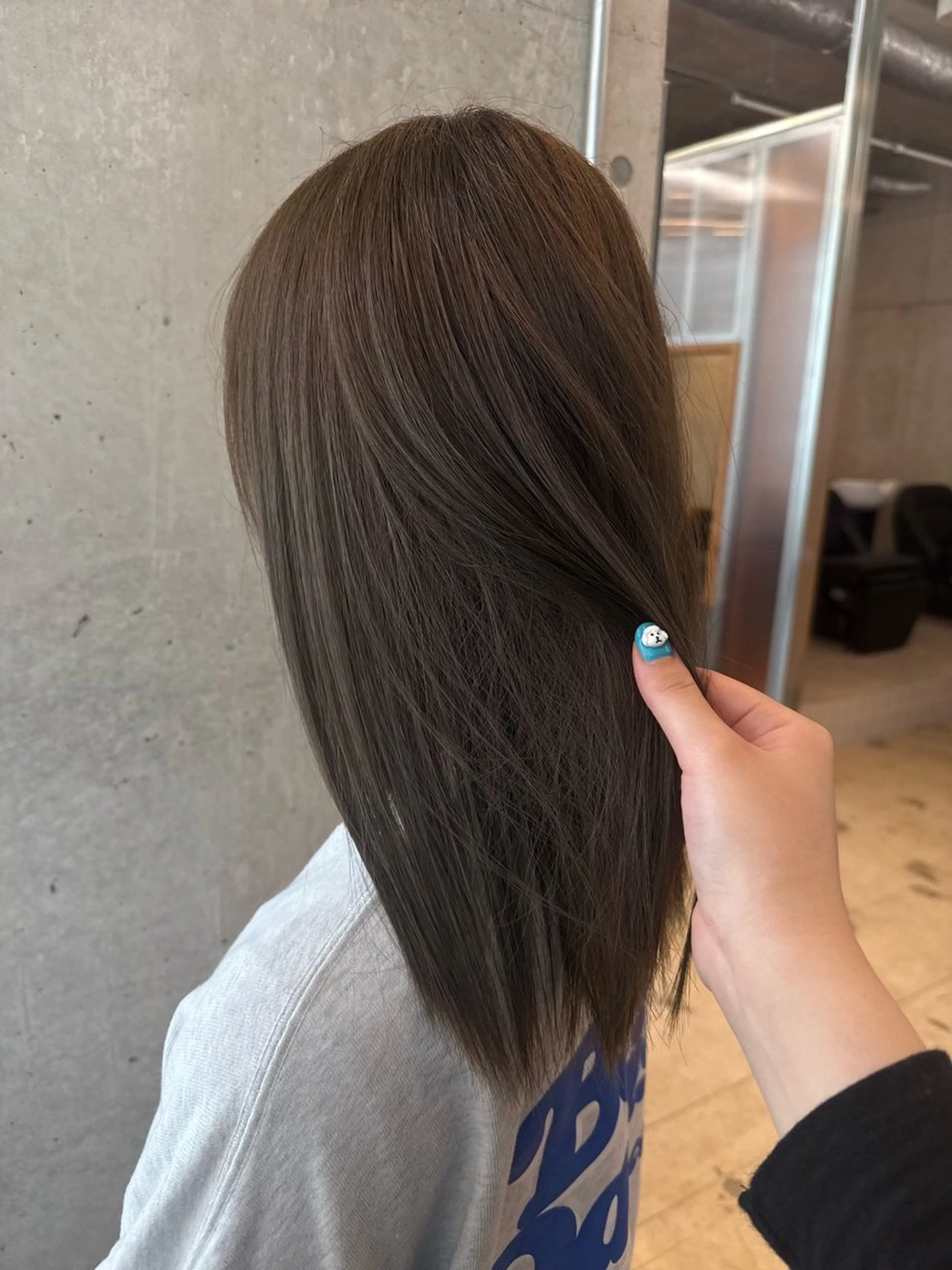 ミディアム カラー KAAI ㅤのヘアスタイル