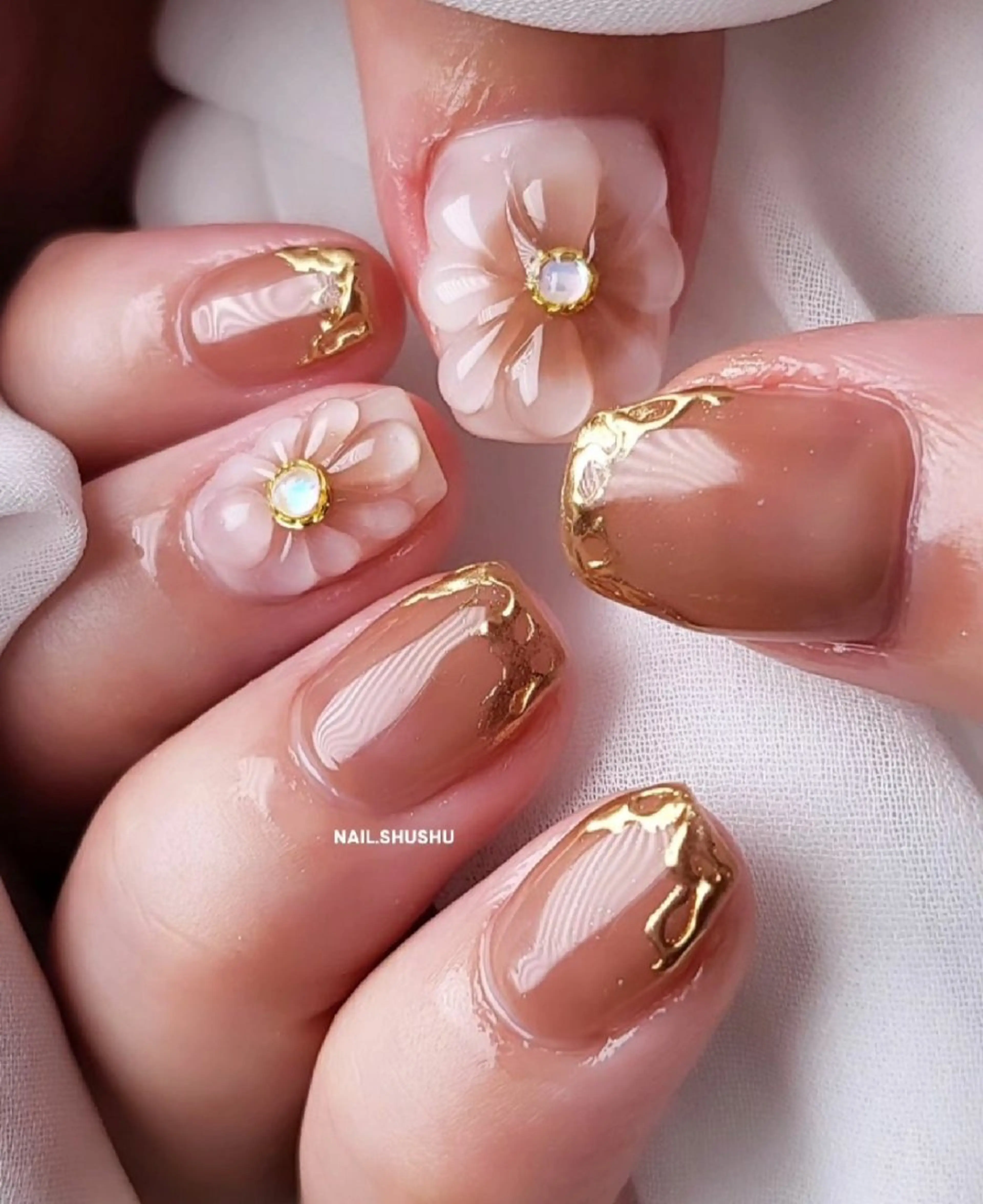 ネイル 持ち込み ニュアンスネイル ワンカラーネイル シンプルネイル ハンドネイル 3dパーツ/流行り 👧shushu❤️のネイルデザイン