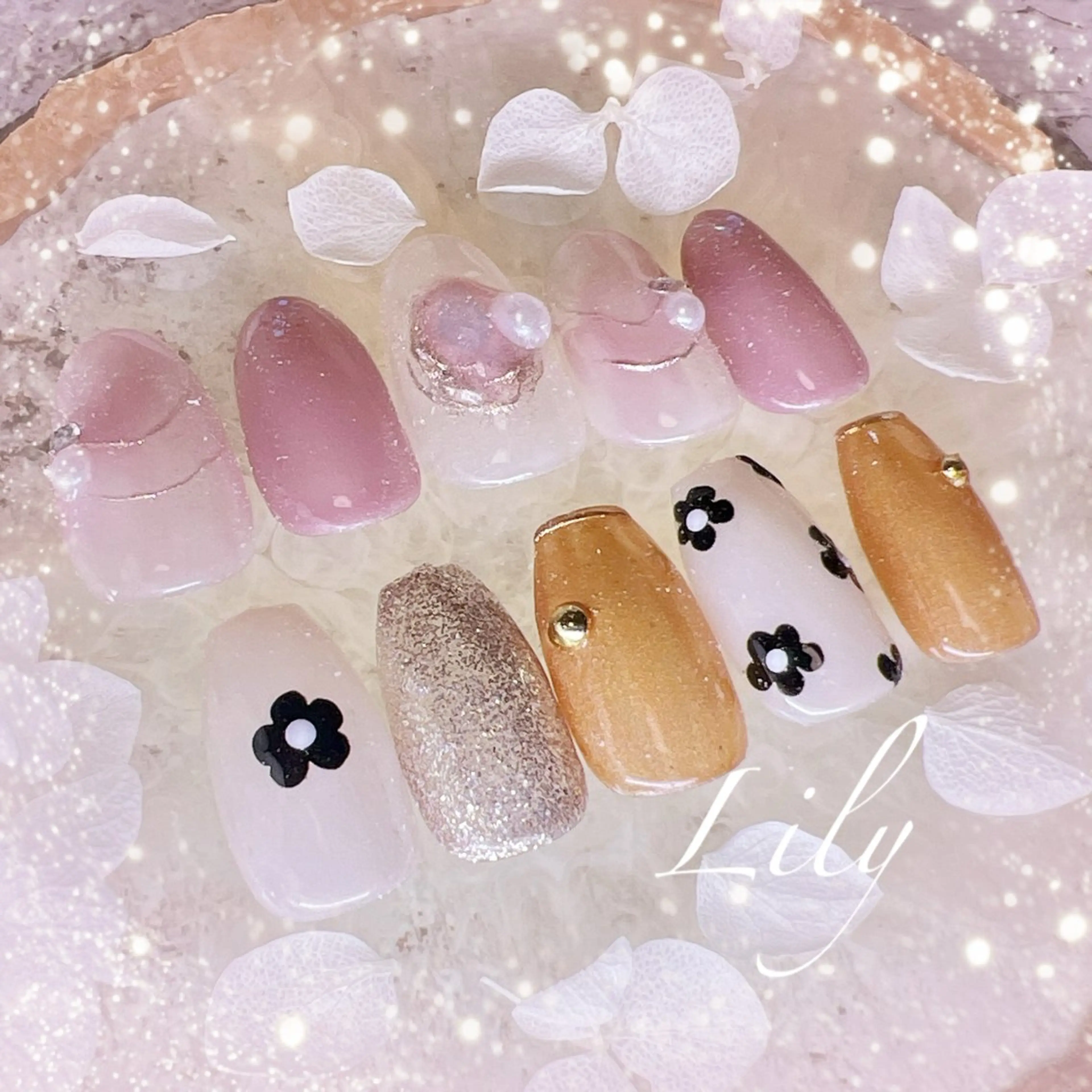 ネイル ハンドネイル Lily*nail 🌻Mii🌻のネイルデザイン