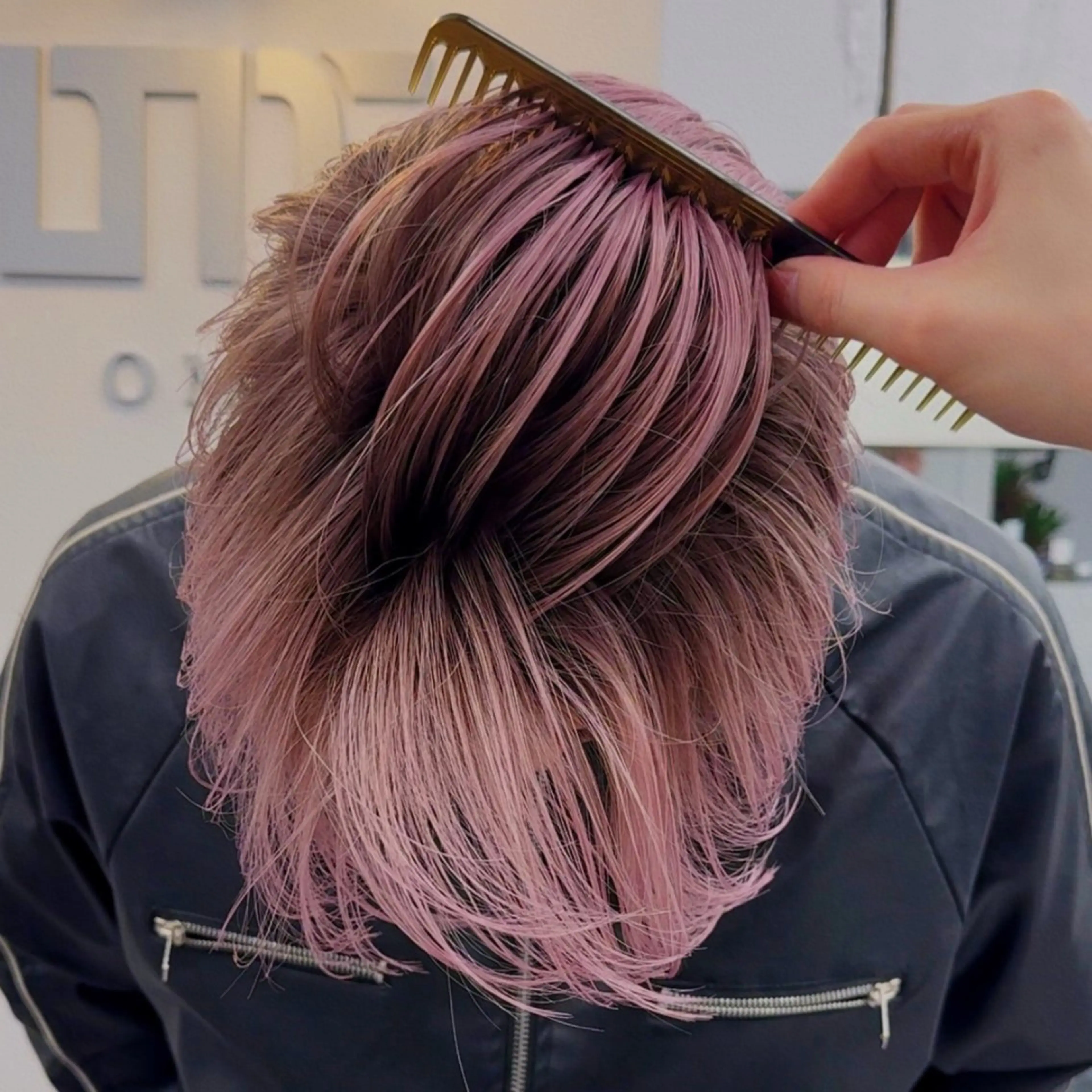 ミディアム カラー パーマ ヘアアレンジ メンズ メンズバレイヤージュ 🌫ハイライトのヘアスタイル