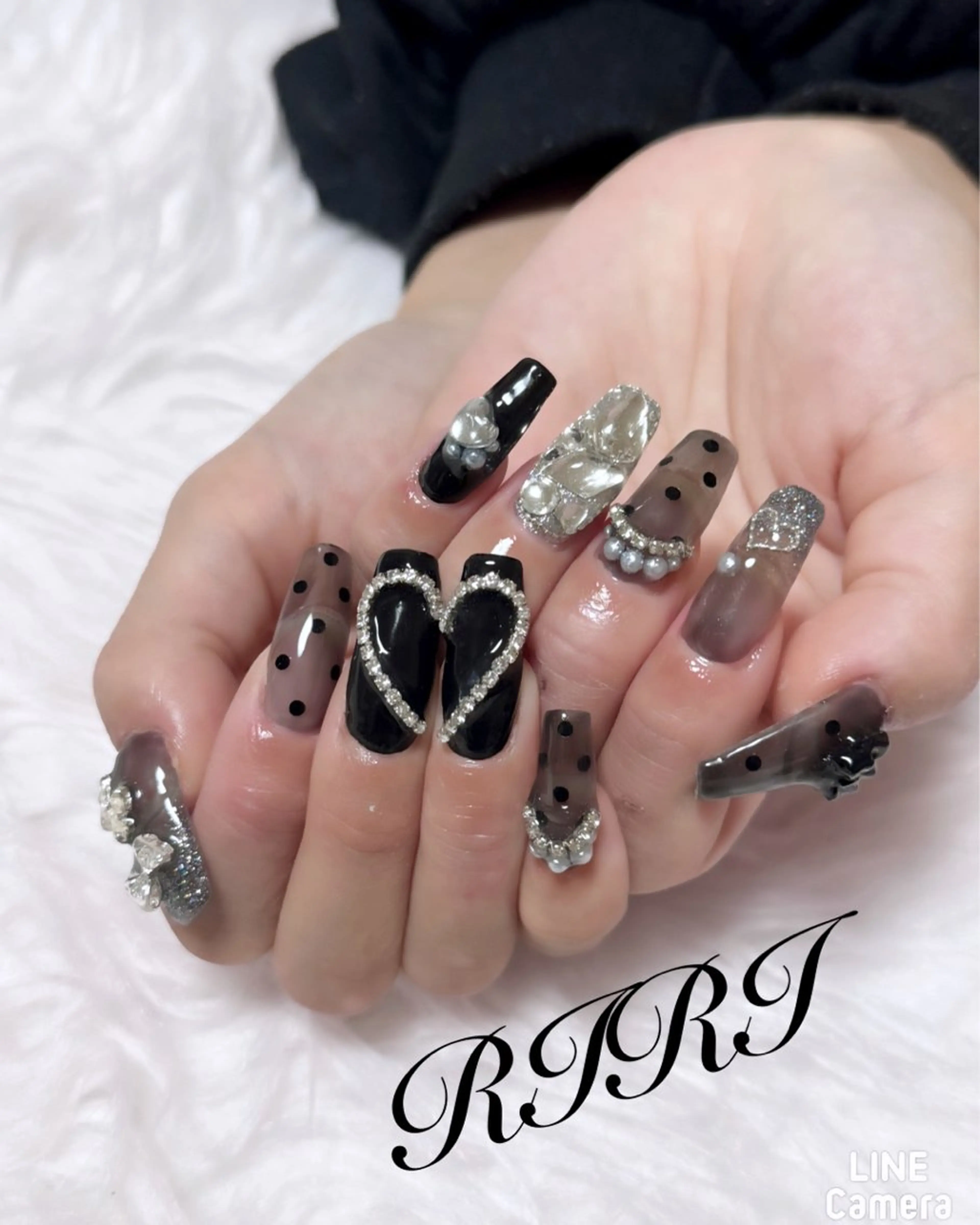 ネイル ジェルネイル ハート 韓国ネイル ロングネイル スカルプネイル ハンドネイル riri オーナーのネイルデザイン