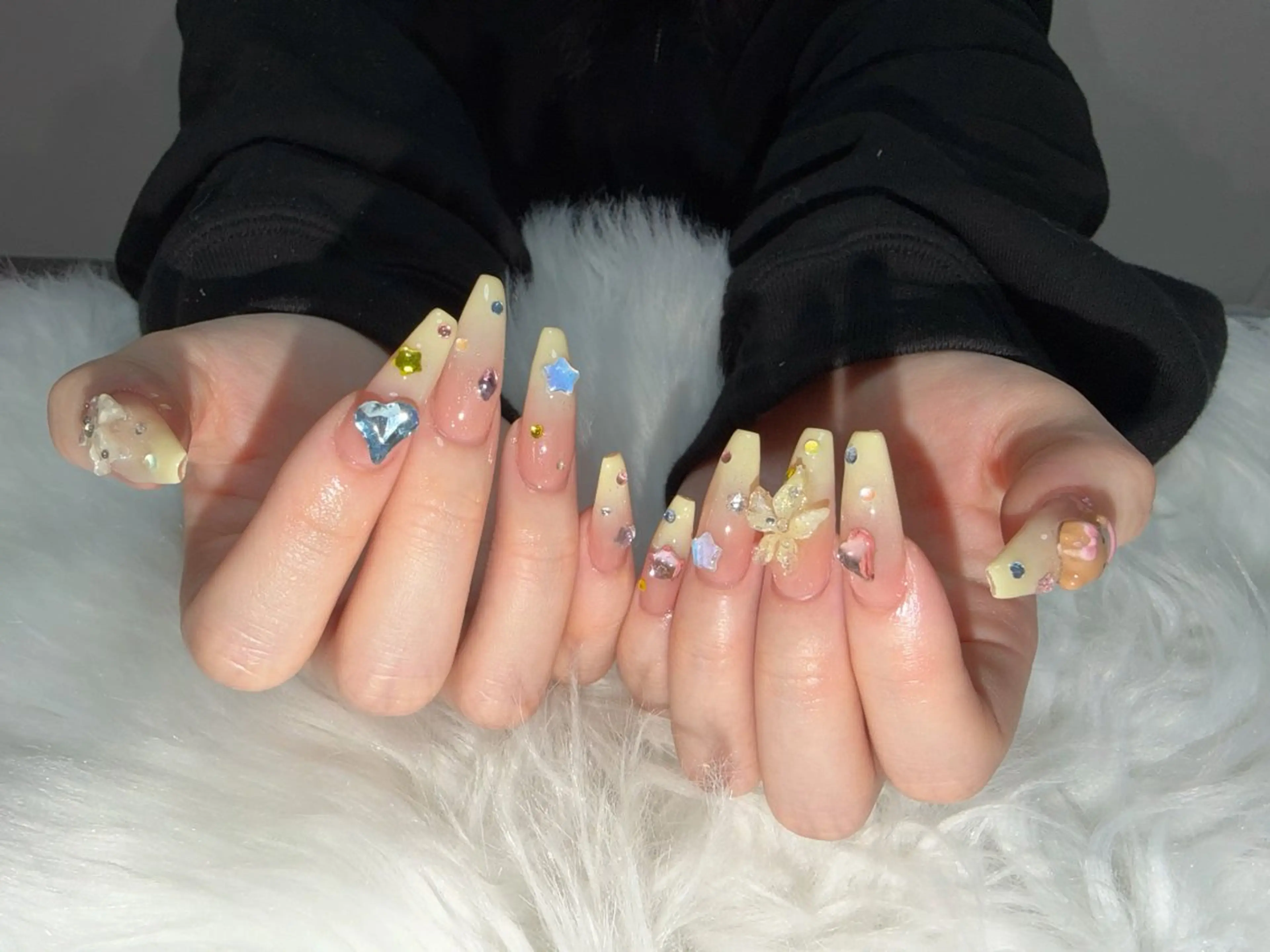 ネイル ハンドネイル BERA NAILSのネイルデザイン