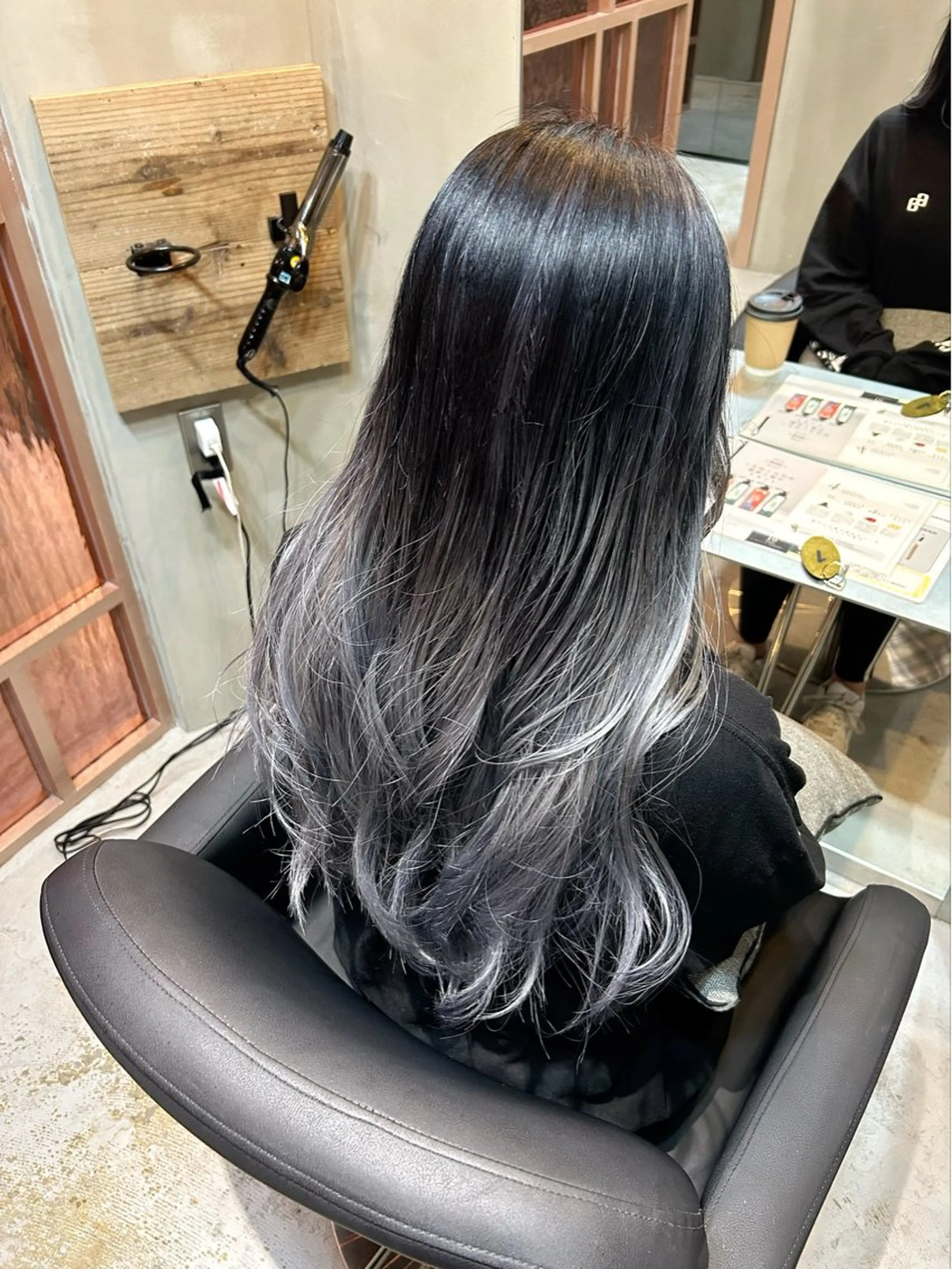 ロング カット ヘアカラー ハイトーン/ブリーチ 🧁soraのヘアスタイル