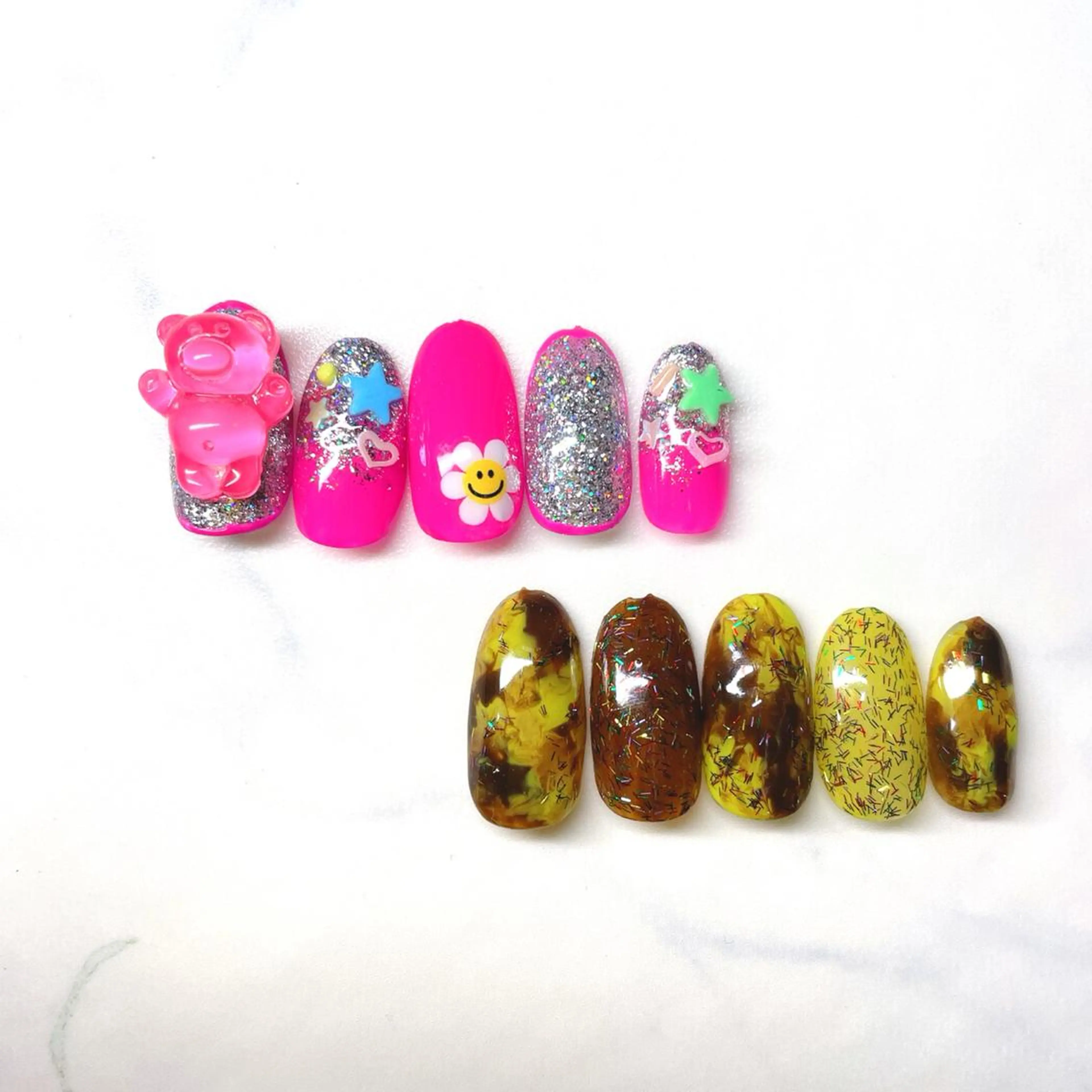 ネイル SUN&MOON REOのネイルデザイン