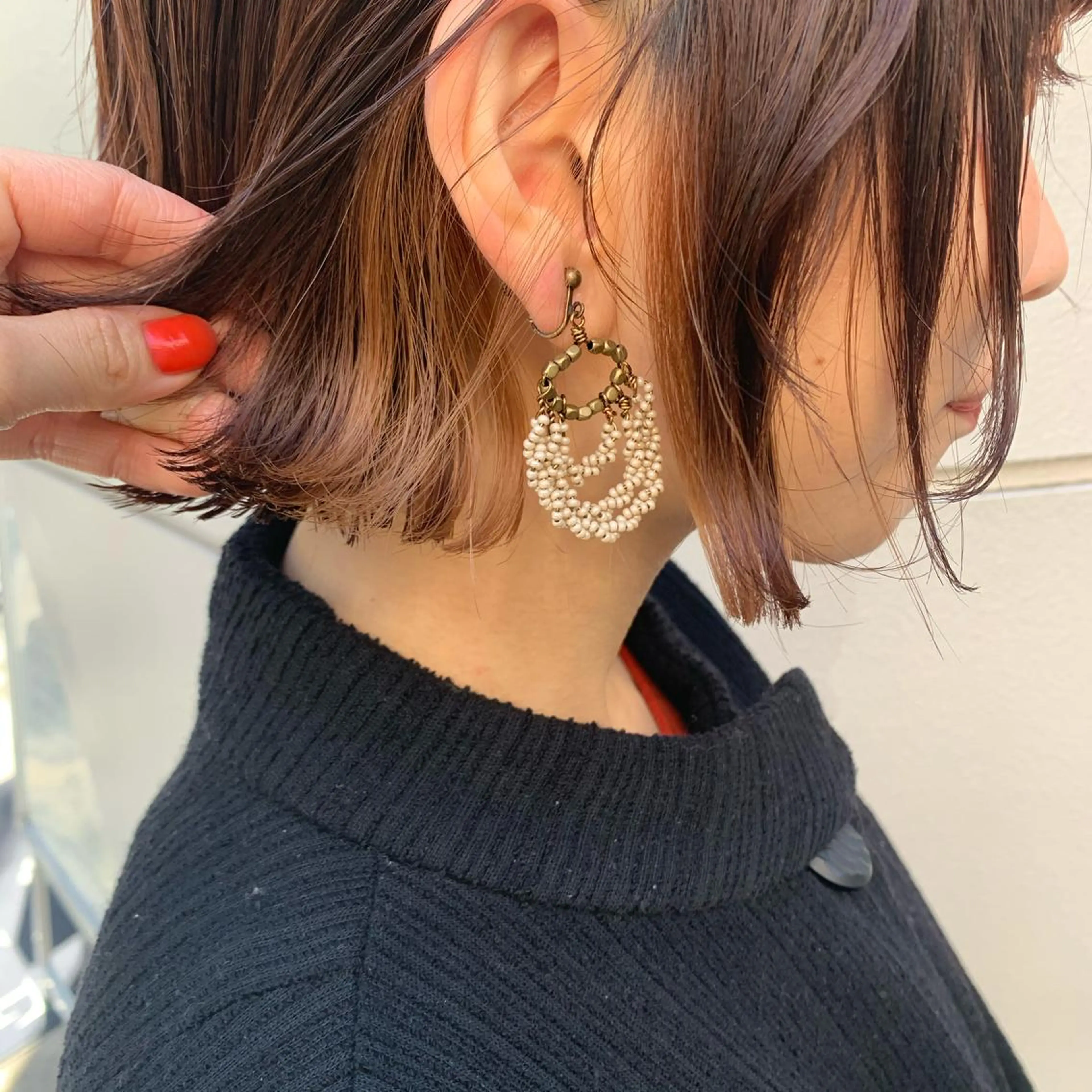 ショート カラー ヘアアレンジ サナ🌱 切りっぱなしボブのヘアスタイル