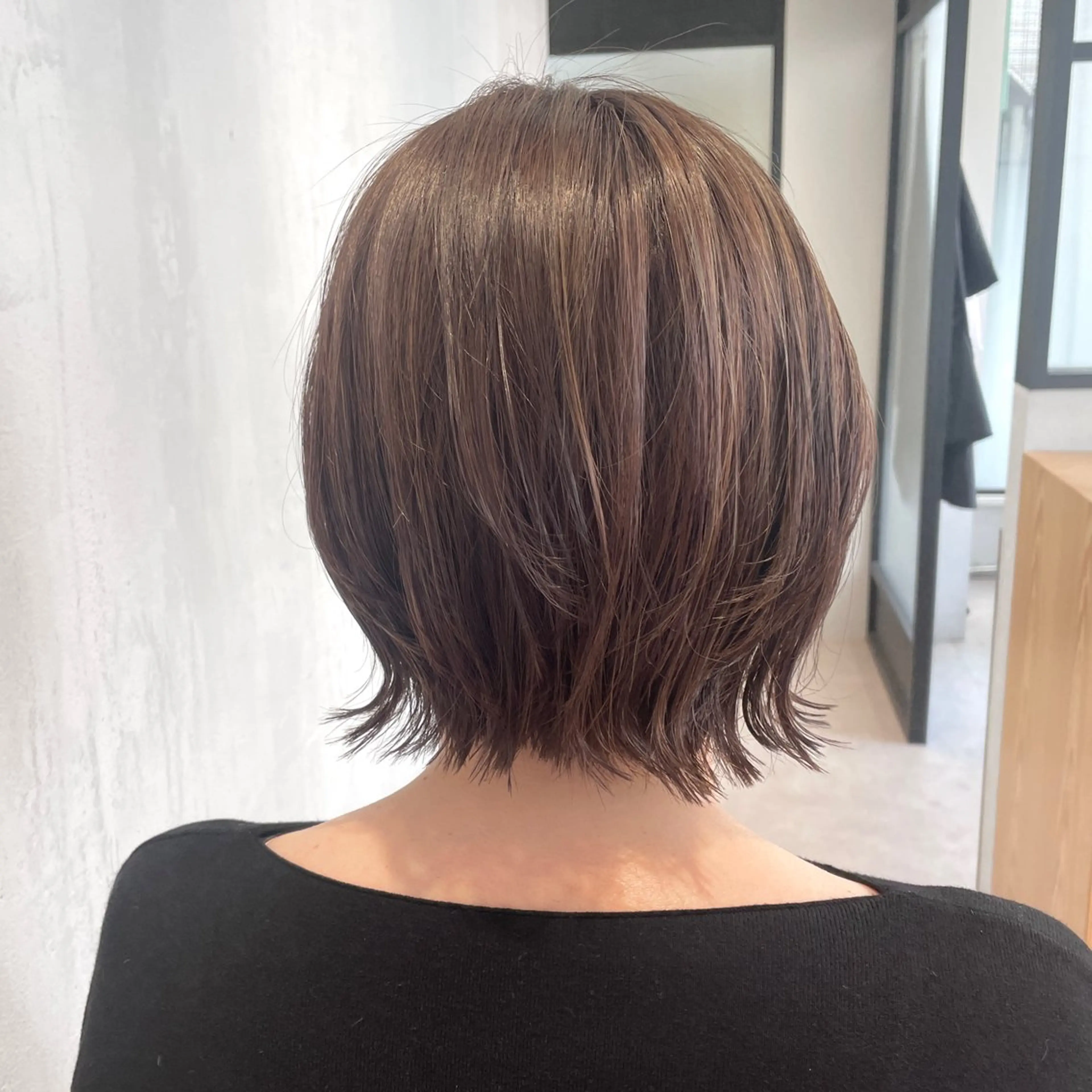 ショート カラー ハイライトカラー 卒業式のヘアスタイル ハイライト ヘアカラー トリートメント DX SHARE SALON所属・matka白髪ぼかし 大人ヘア/KEIKOのヘアスタイル