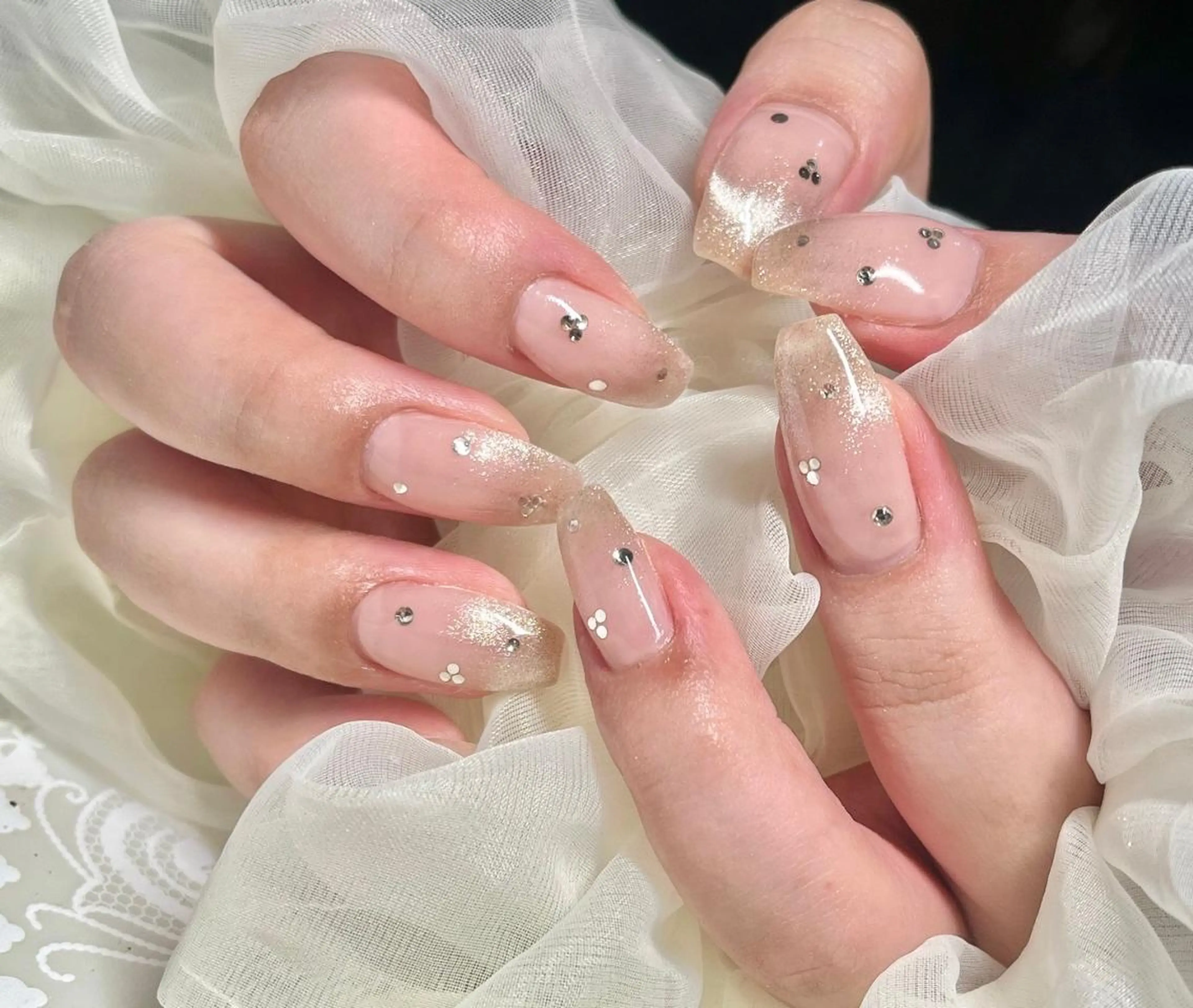 ネイル 長さ出し フレンチネイル ジェルネイル グラデーション 韓国ネイル ハンドネイル Nail&eye Belire 新宿のネイルデザイン