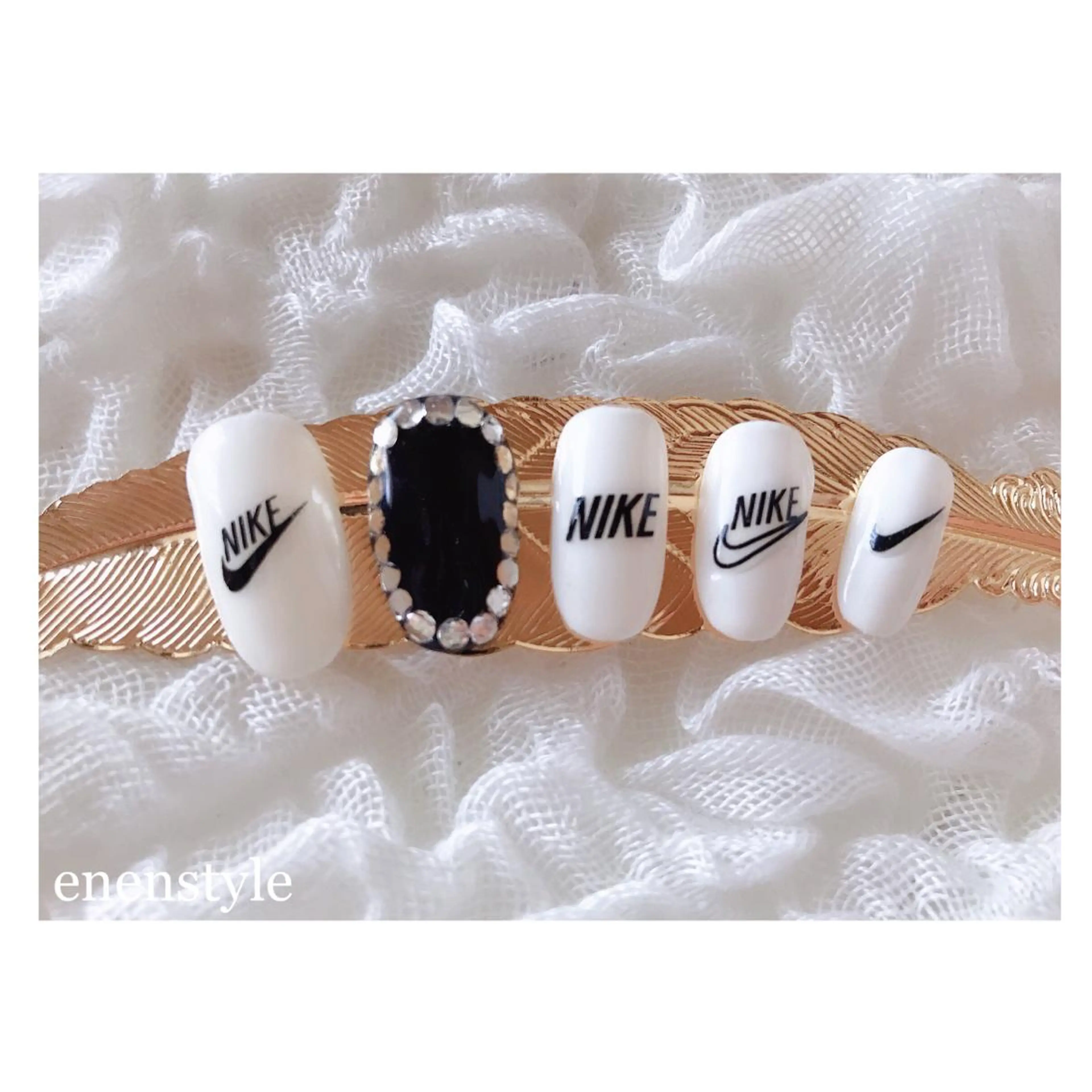 ショート ネイル デート ジェルネイル ワンカラーネイル シンプルネイル ネイルチップ ハンドネイル 👑enen style👑のネイルデザイン