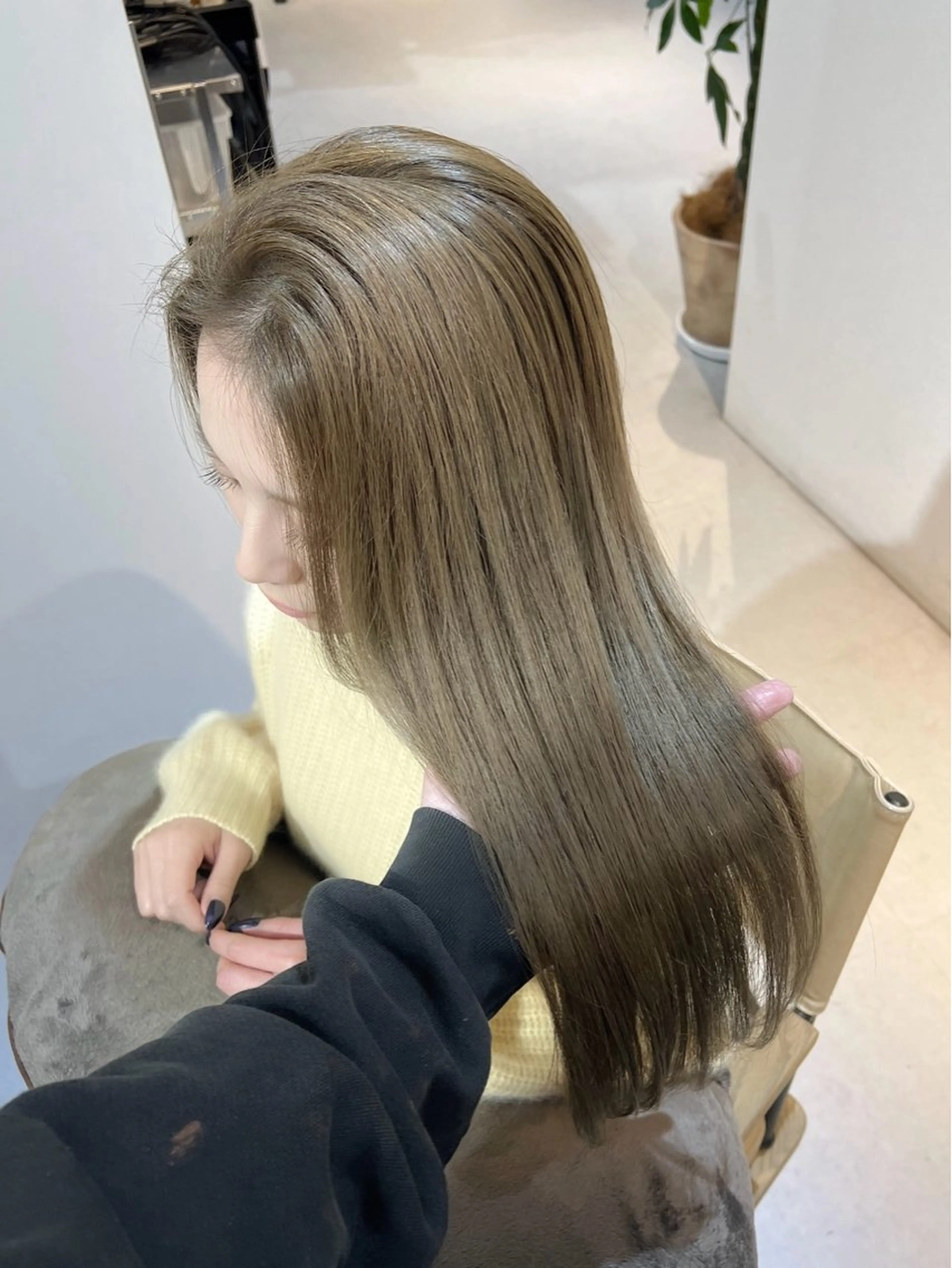 艶オイルカラー+ハホニコトリートメント✨¥6980の写真