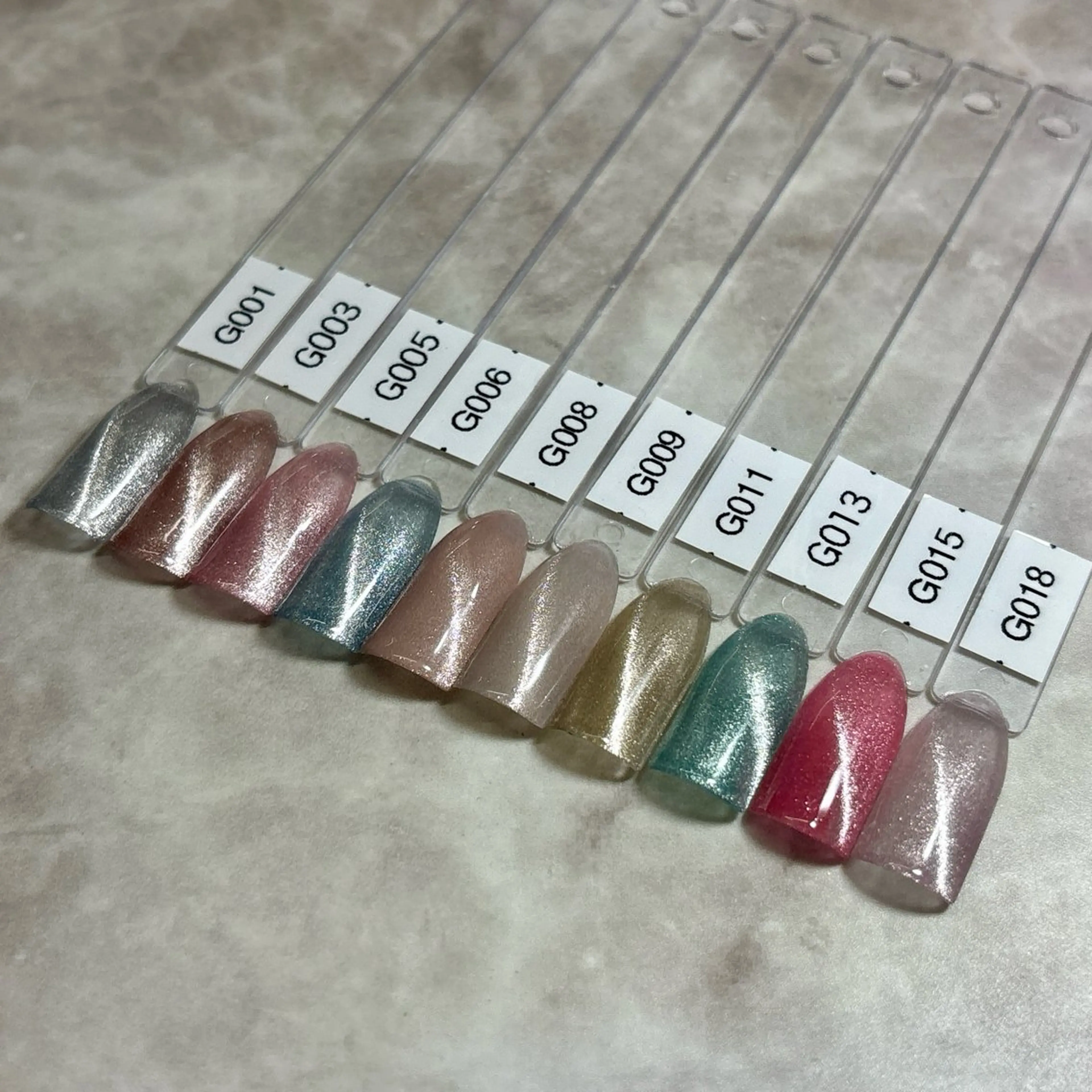 ネイル ジェルネイル マグネットネイル ワンカラーネイル ❁⃘*.ﾟS. SHIORIのネイルデザイン