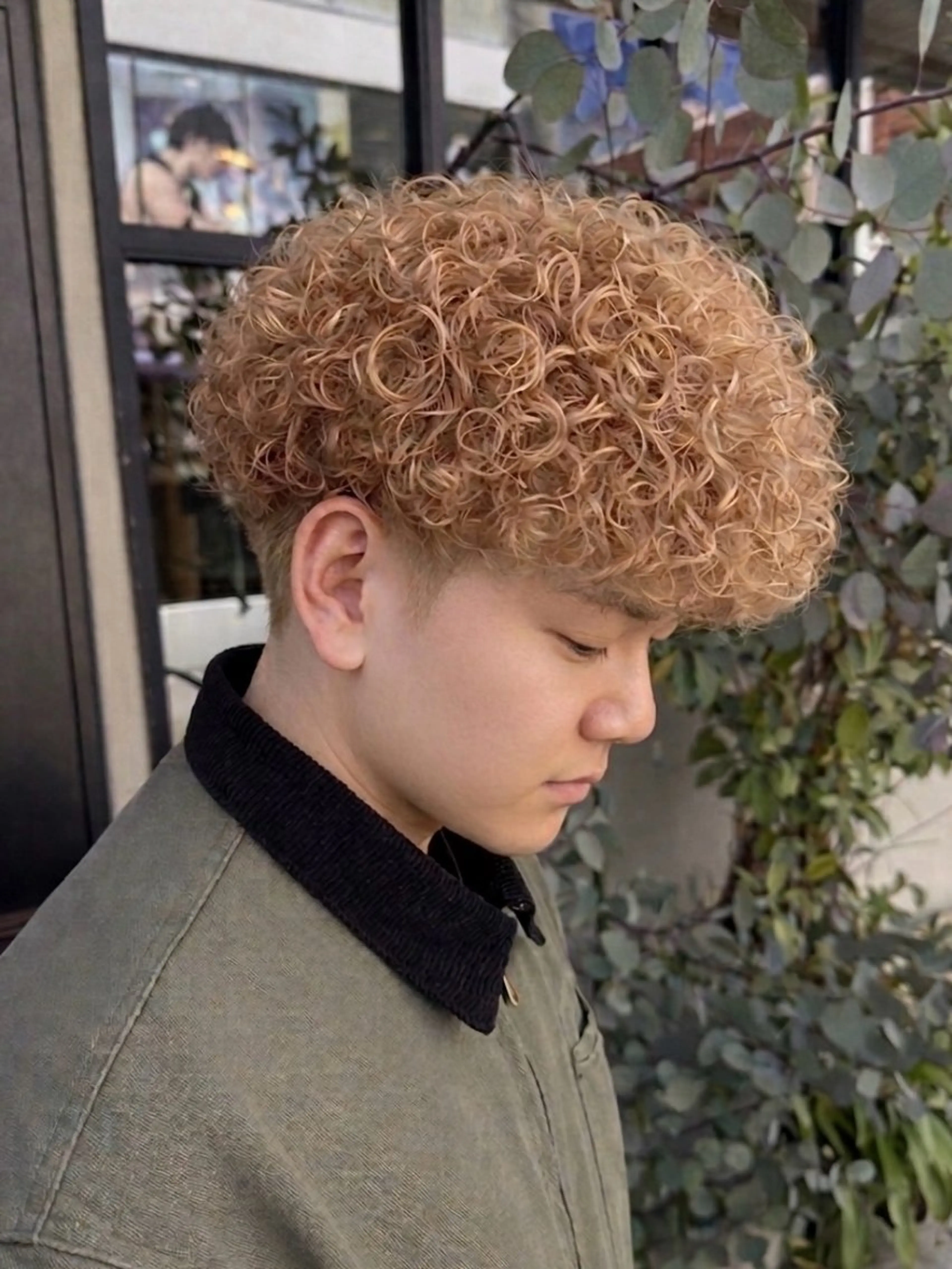 ショート メンズ メンズパーマ プードルパーマ プードルパーマ カット パーマ 【扉gate】野崎 英幸のヘアスタイル