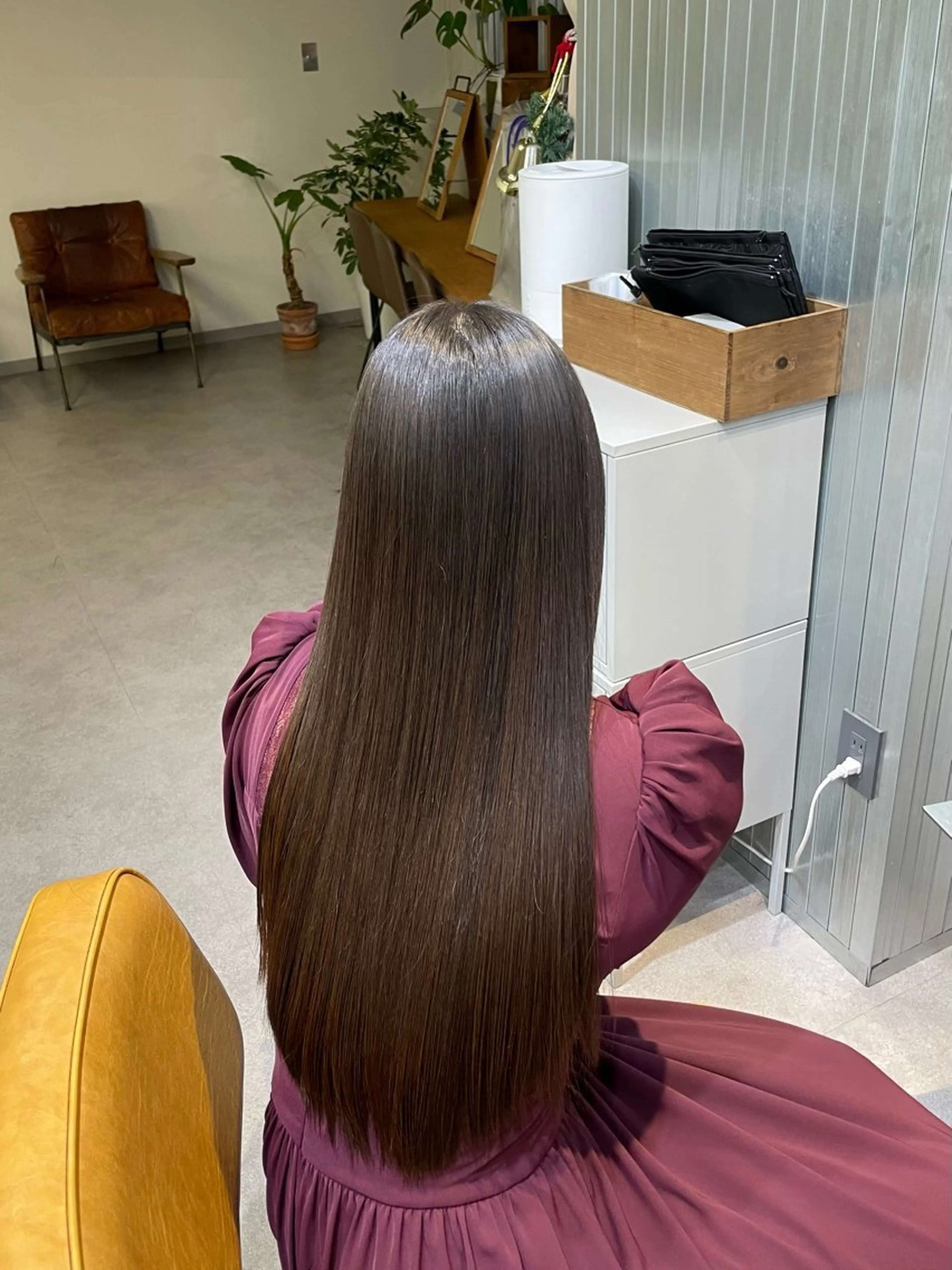 ロング SARA 【大阪梅田】のヘアスタイル