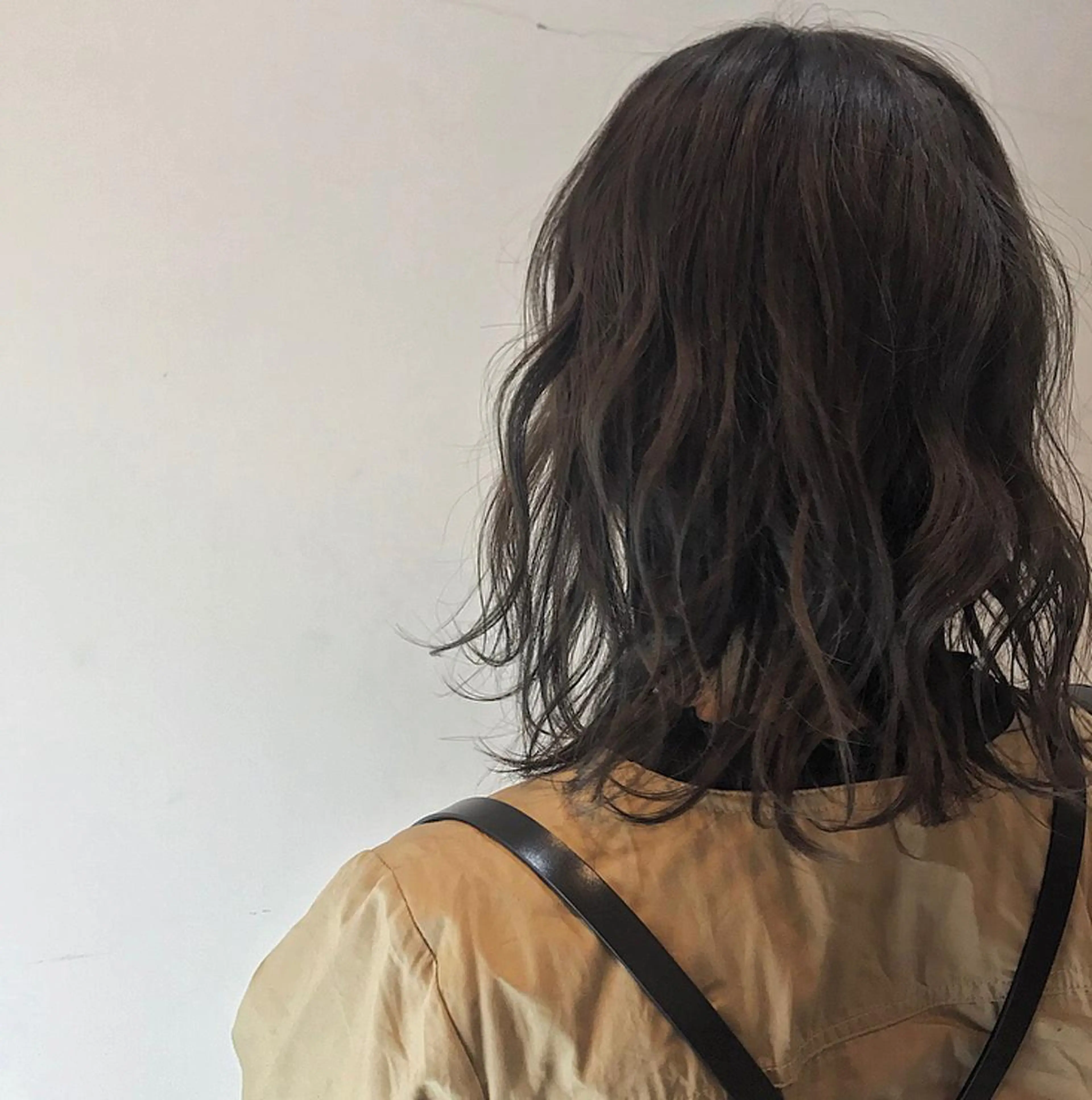 ミディアム カラー 似合わせカットカラー ♡佐藤捺美のヘアスタイル