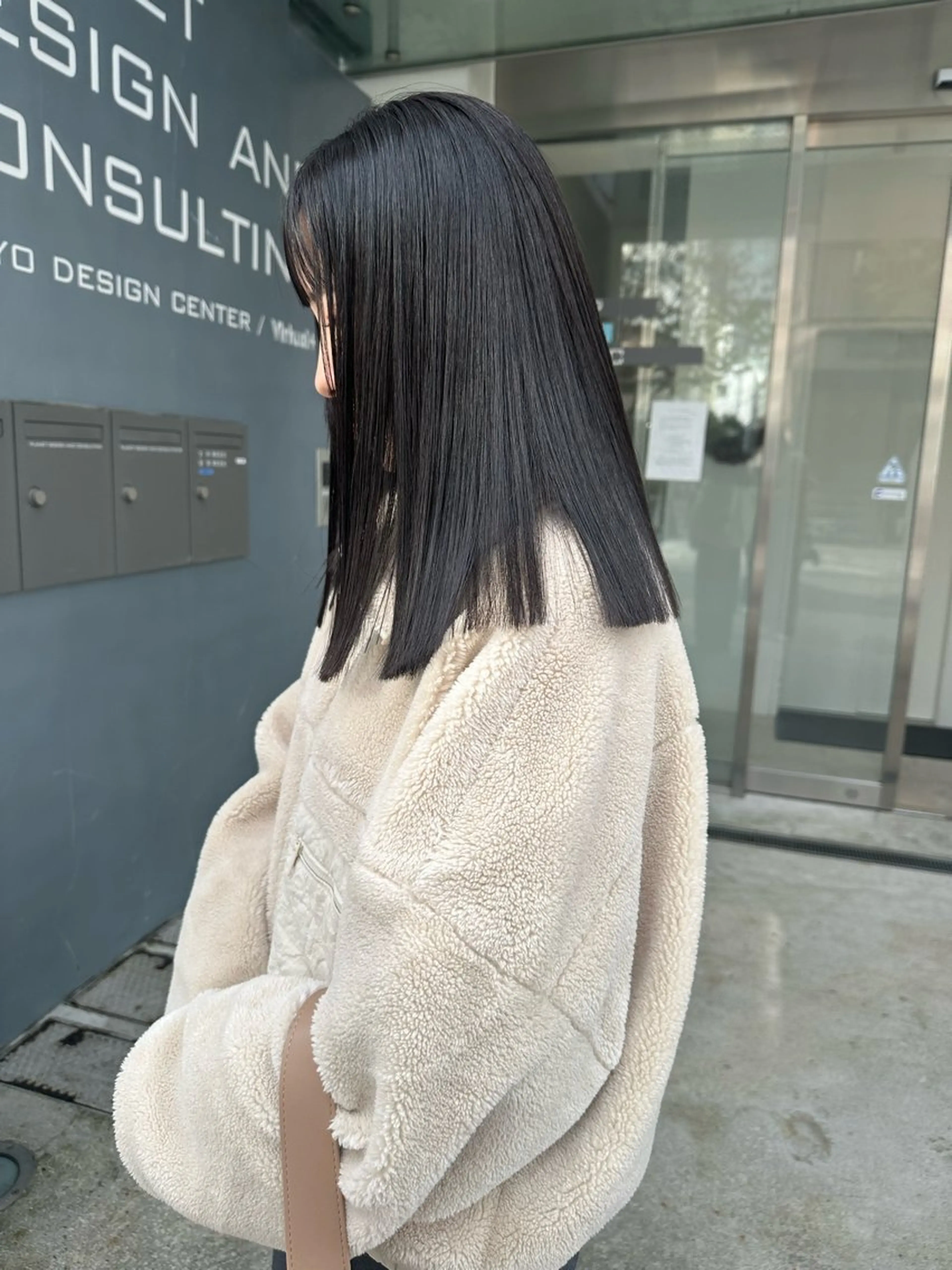 前髪、お顔周りポイント縮毛矯正+全体カット🪄の写真