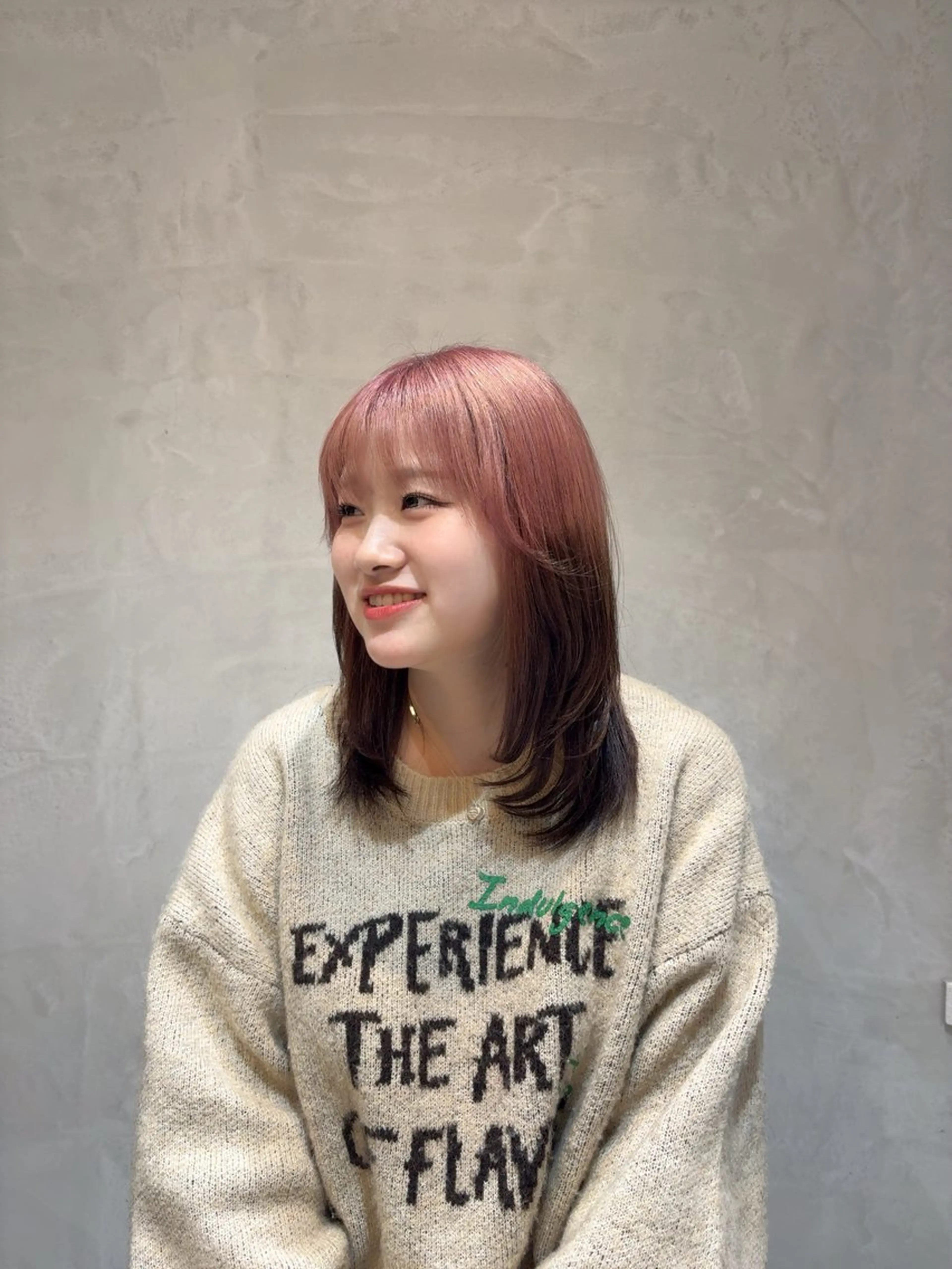 ミディアム カラー 植林 奨のヘアスタイル