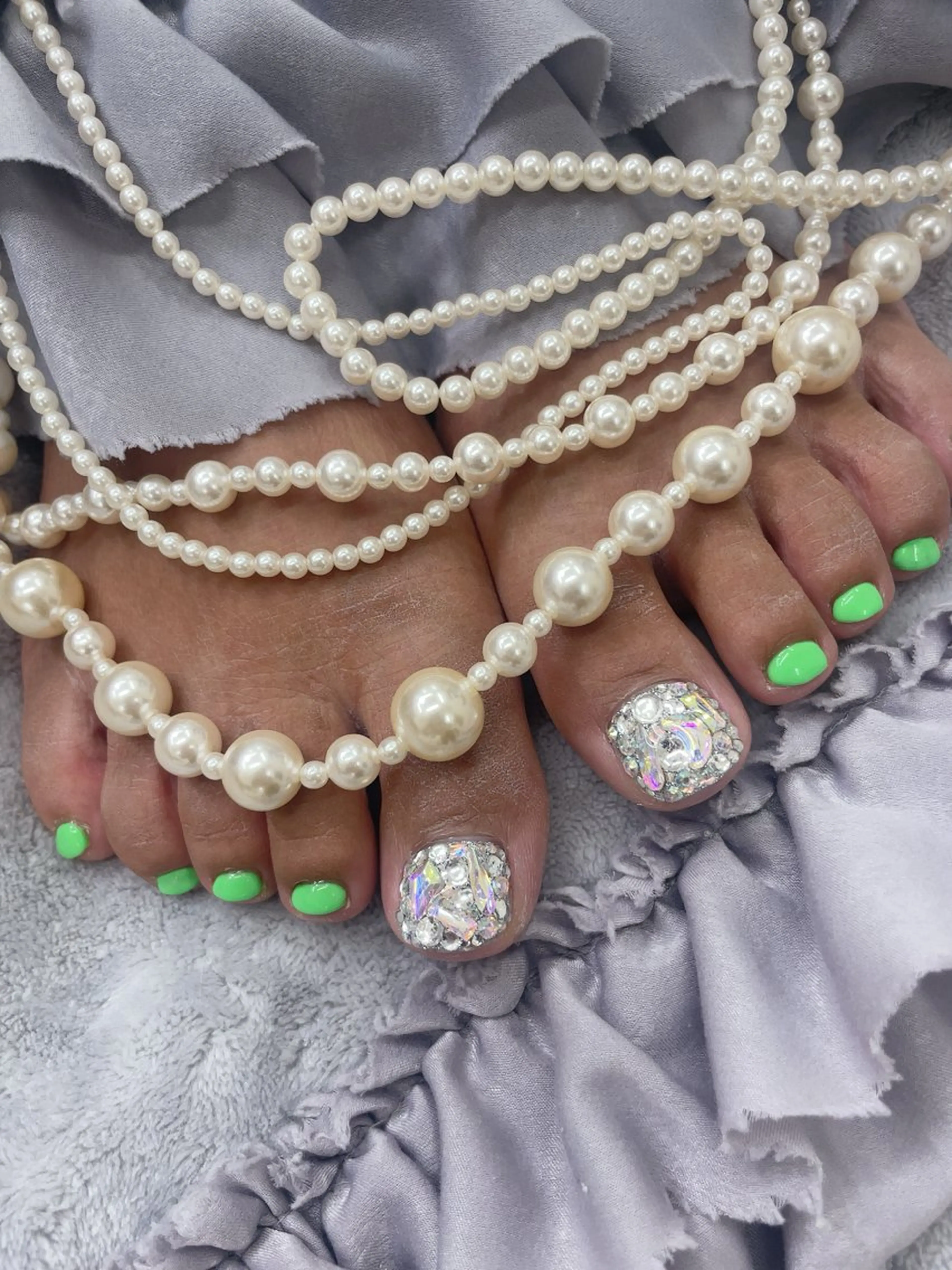 ネイル ハンドネイル フットネイル Infinity インフィニティーのネイルデザイン