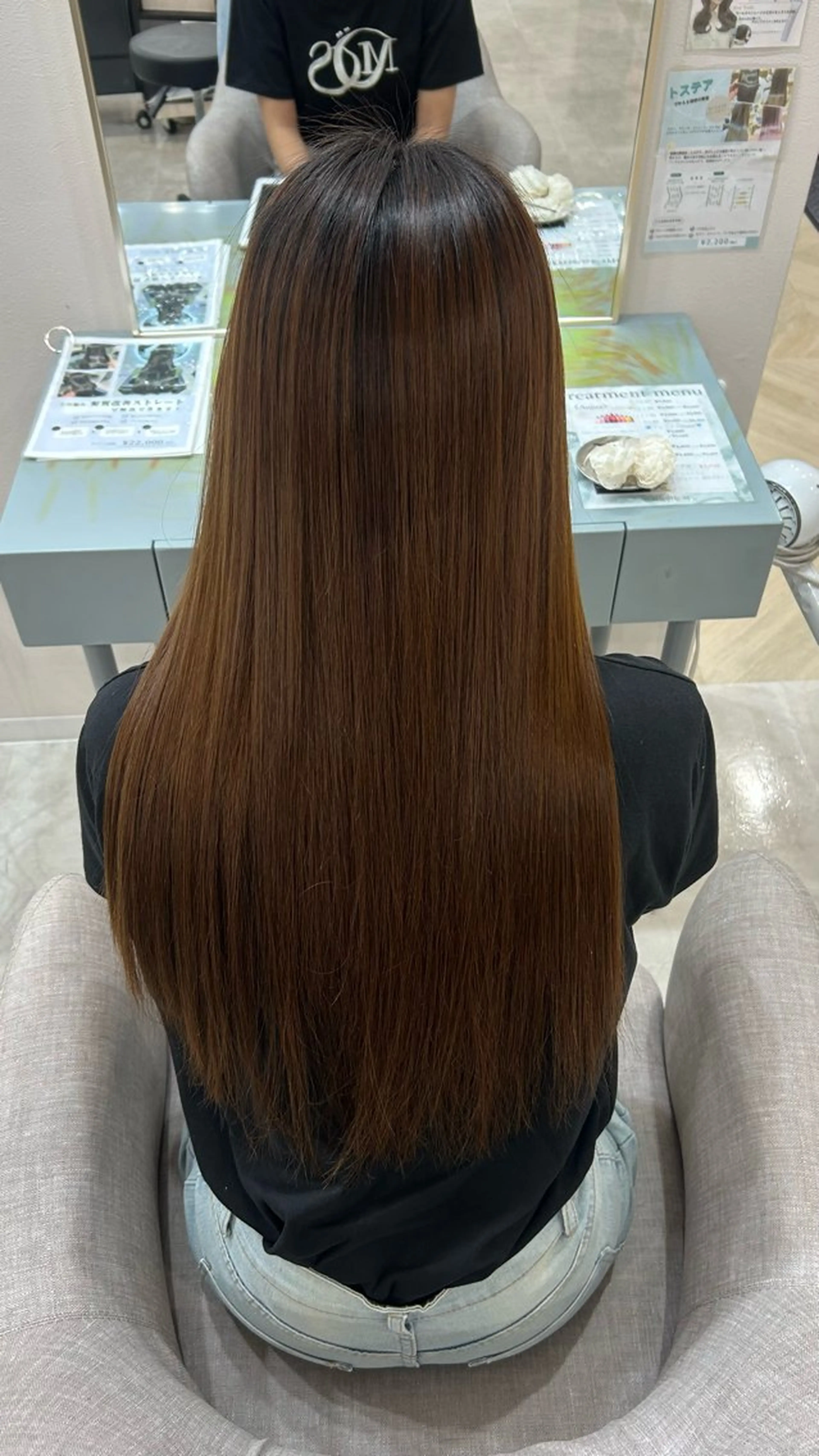 ロング 髪質改善 縮毛矯正 林 海斗のヘアスタイル