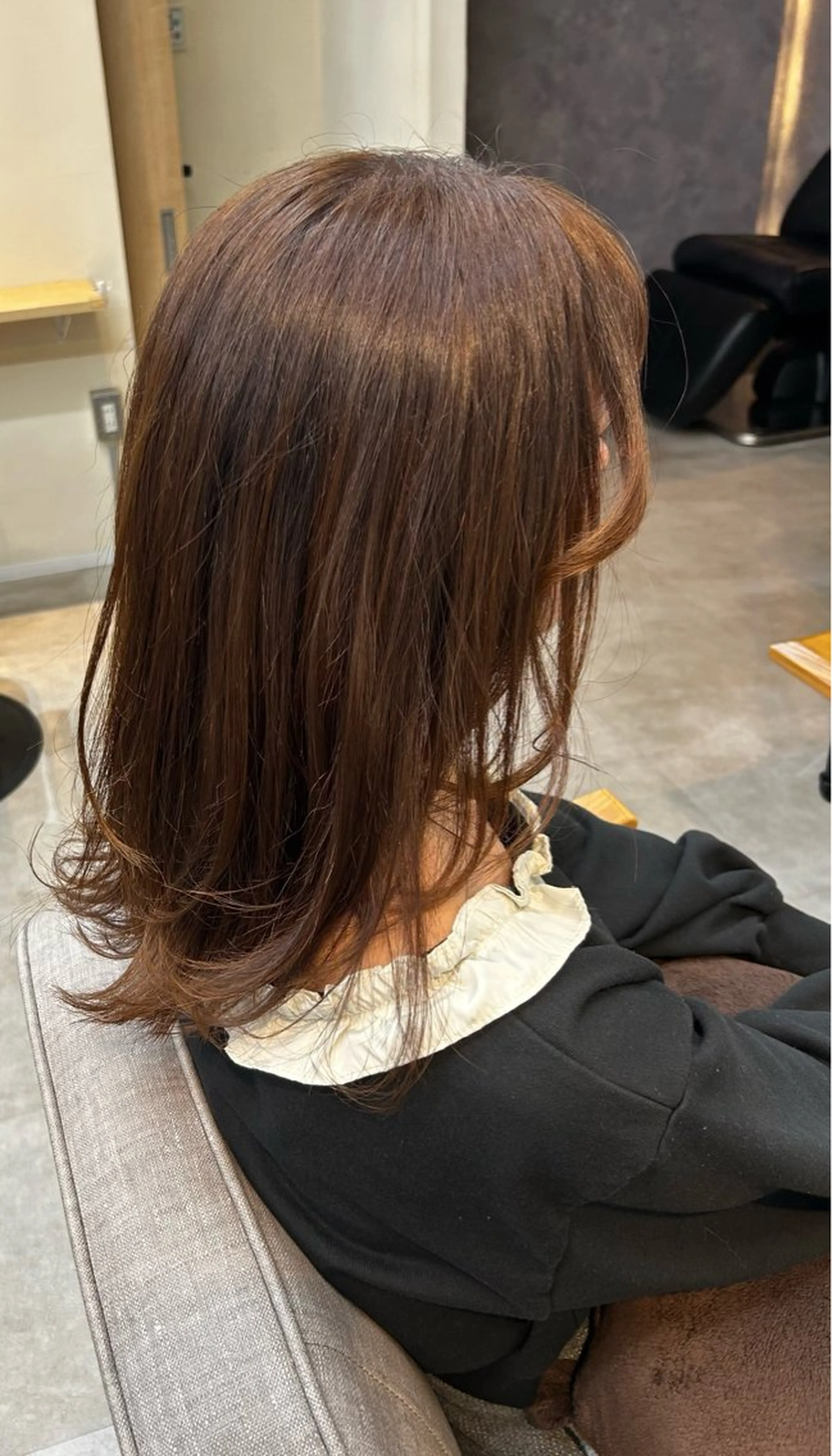 カラー ブラウンカラー ショコラブラウン 桜木町 2分 ミセスショートのヘアスタイル