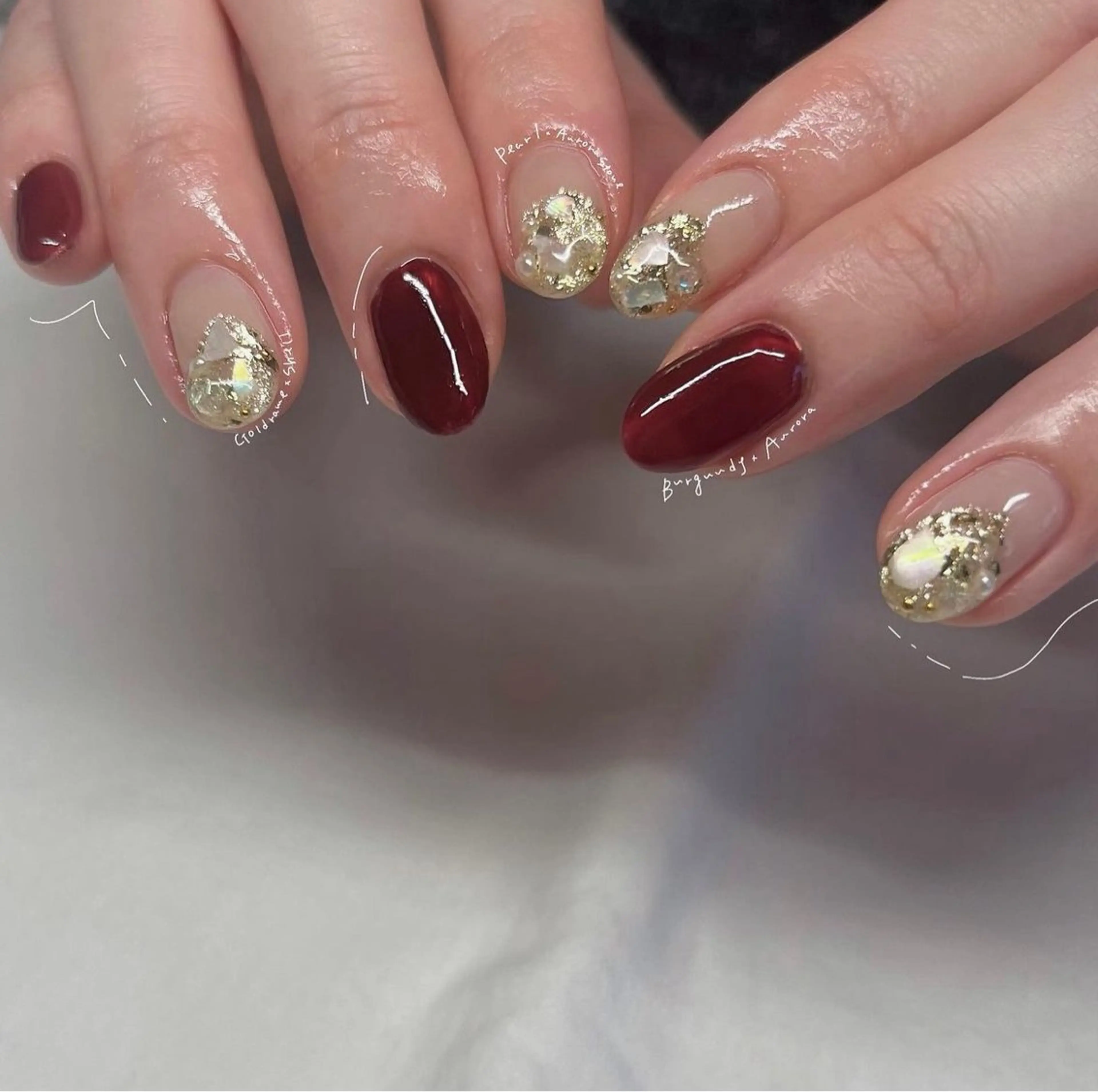 ネイル アートネイル ボルドー 氷ネイル・うるうるネイル ニュアンスネイル ぷっくりネイル ハンドネイル &. momoのネイルデザイン