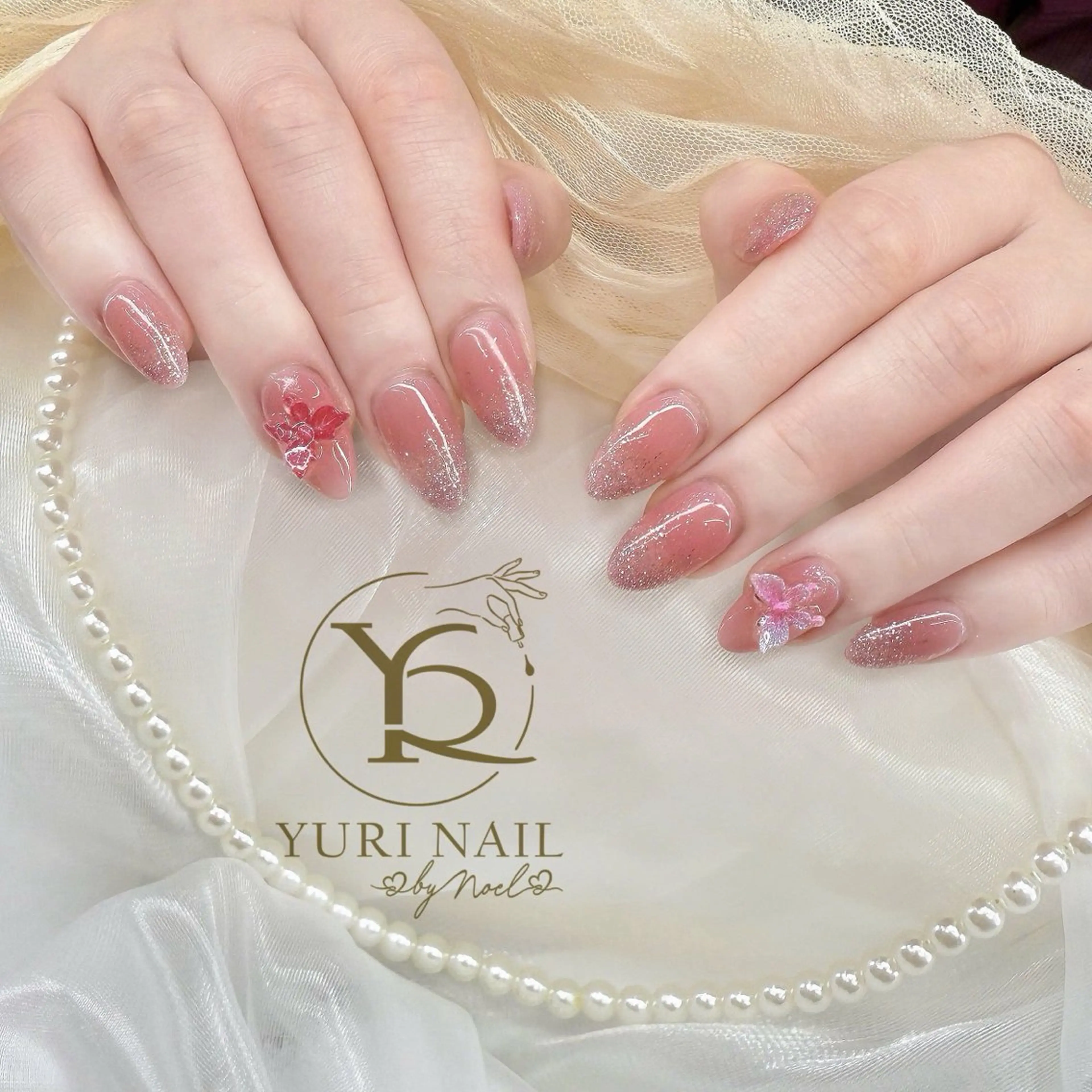 ネイル ハンドネイル フットネイル ハンドケア YURI Nail NARITAのネイルデザイン