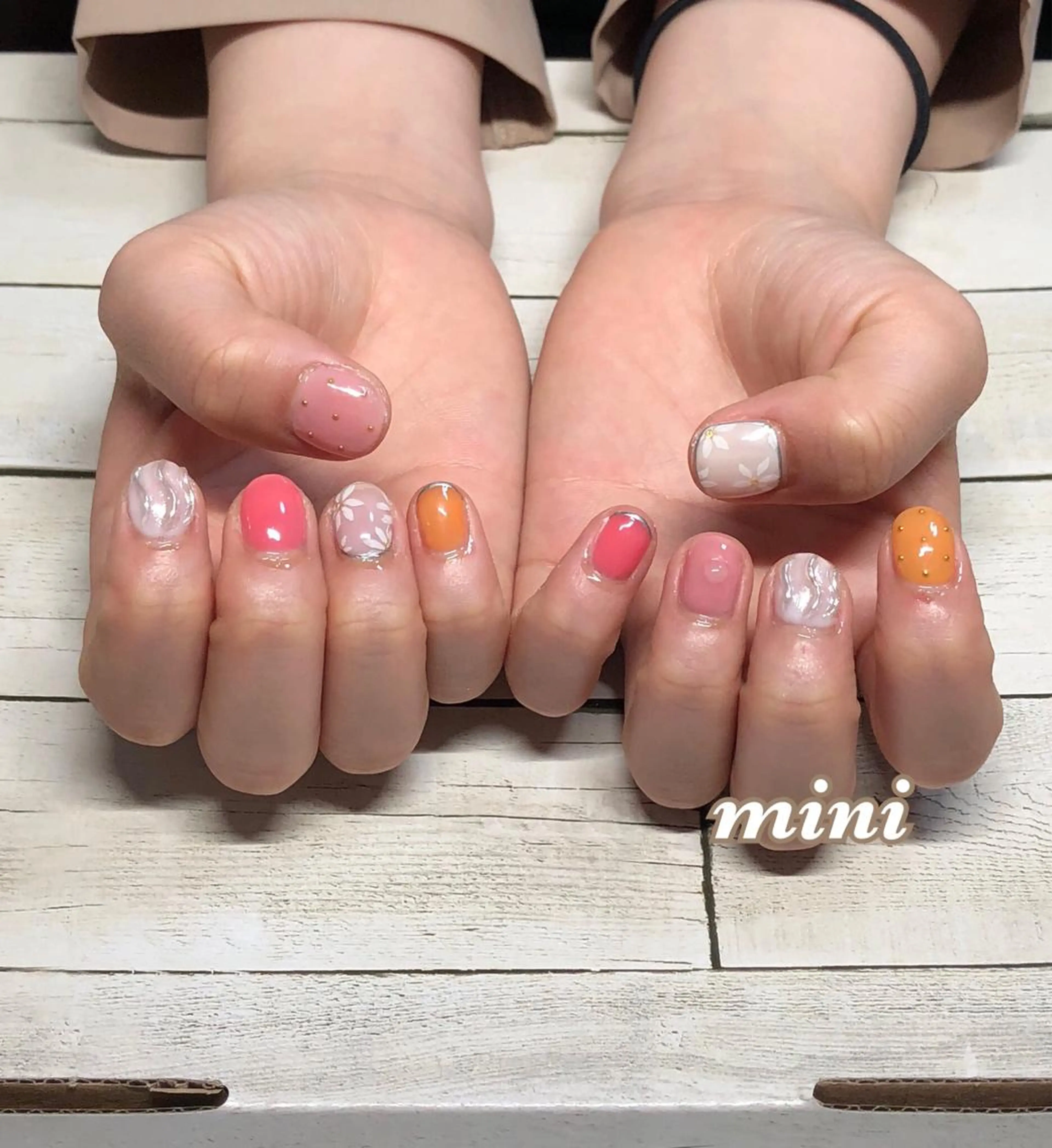 ネイル ハンドネイル いそやま あつこのネイルデザイン