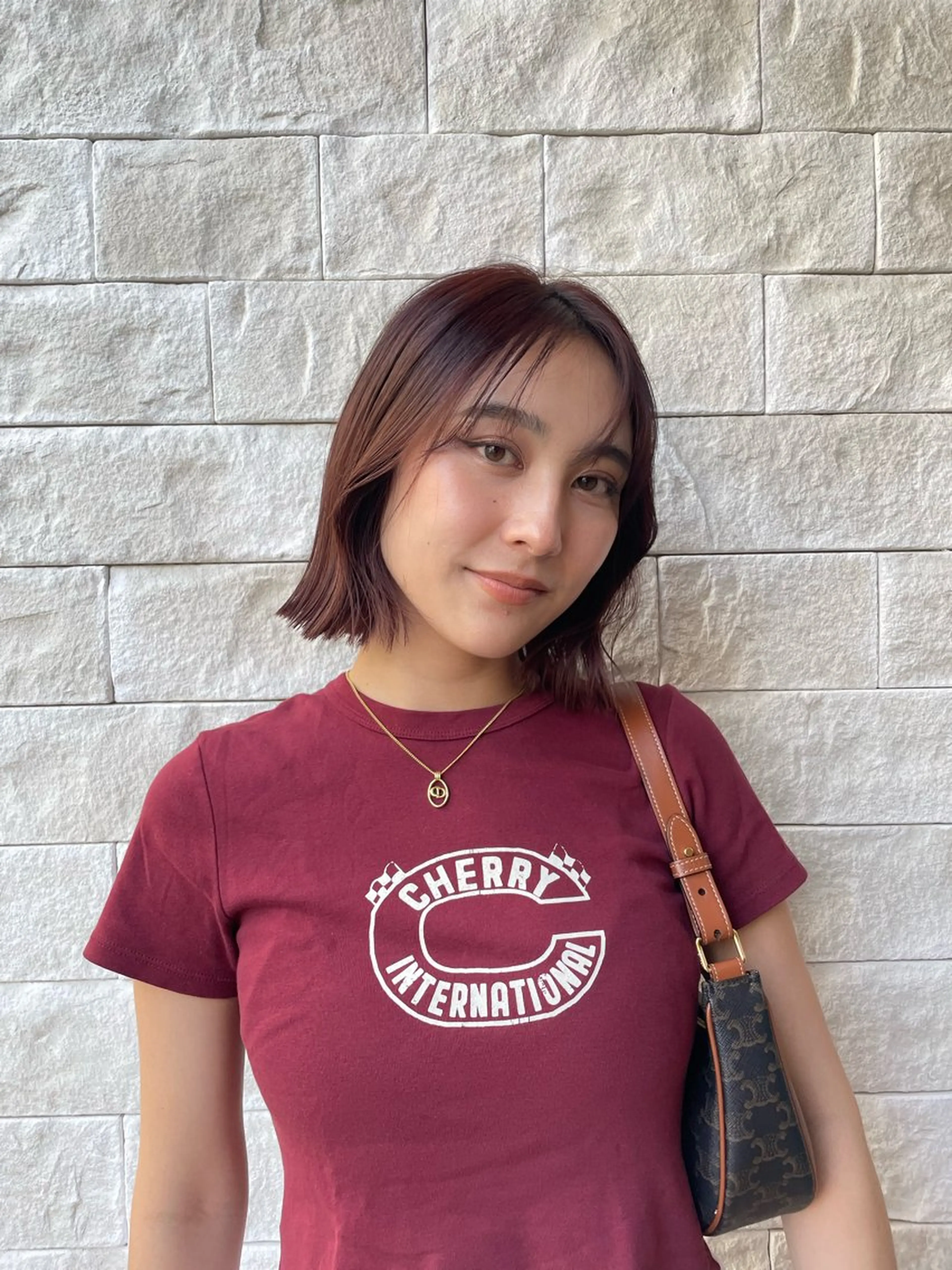 ショート ミルクティー× グレージュMOMOのヘアスタイル