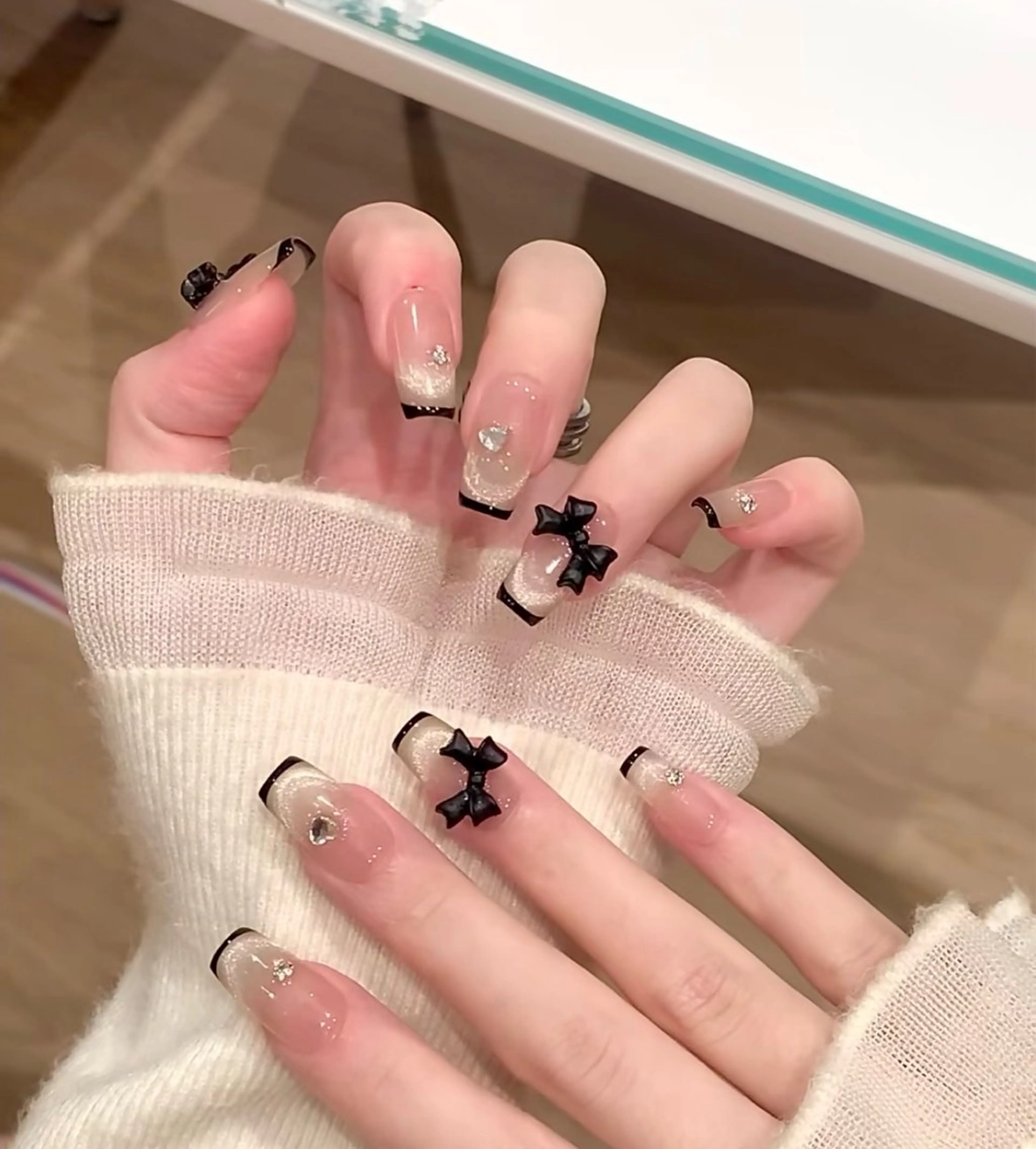 ネイル アートネイル チークネイル 成人式 長さ出し フットネイル ハンドネイル フットネイル ハンドケア YK Rinのネイルデザイン