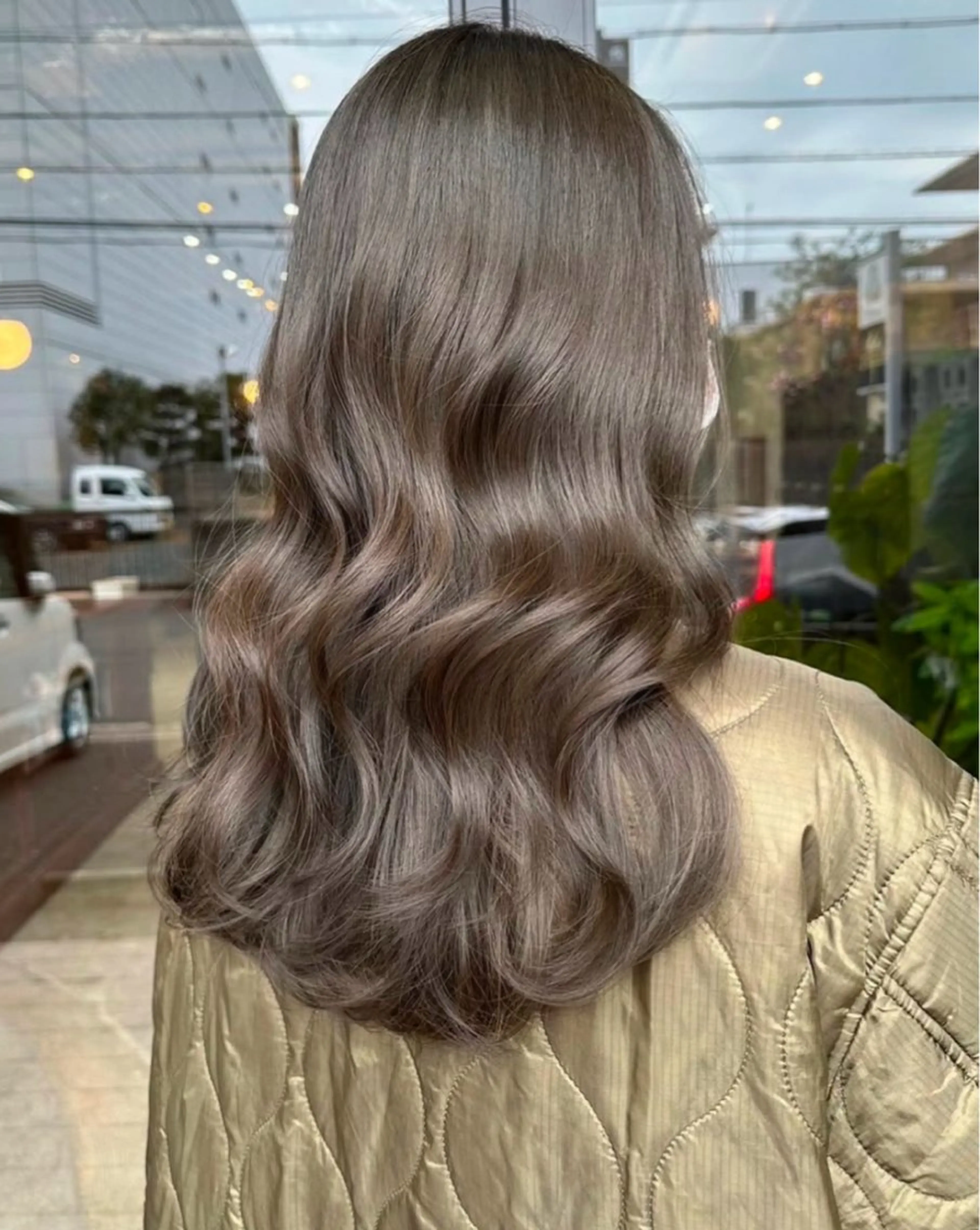 カラー ヘアカラー トリートメント ❤️ブリーチなし💚 ダブルカラー平野実花のヘアスタイル