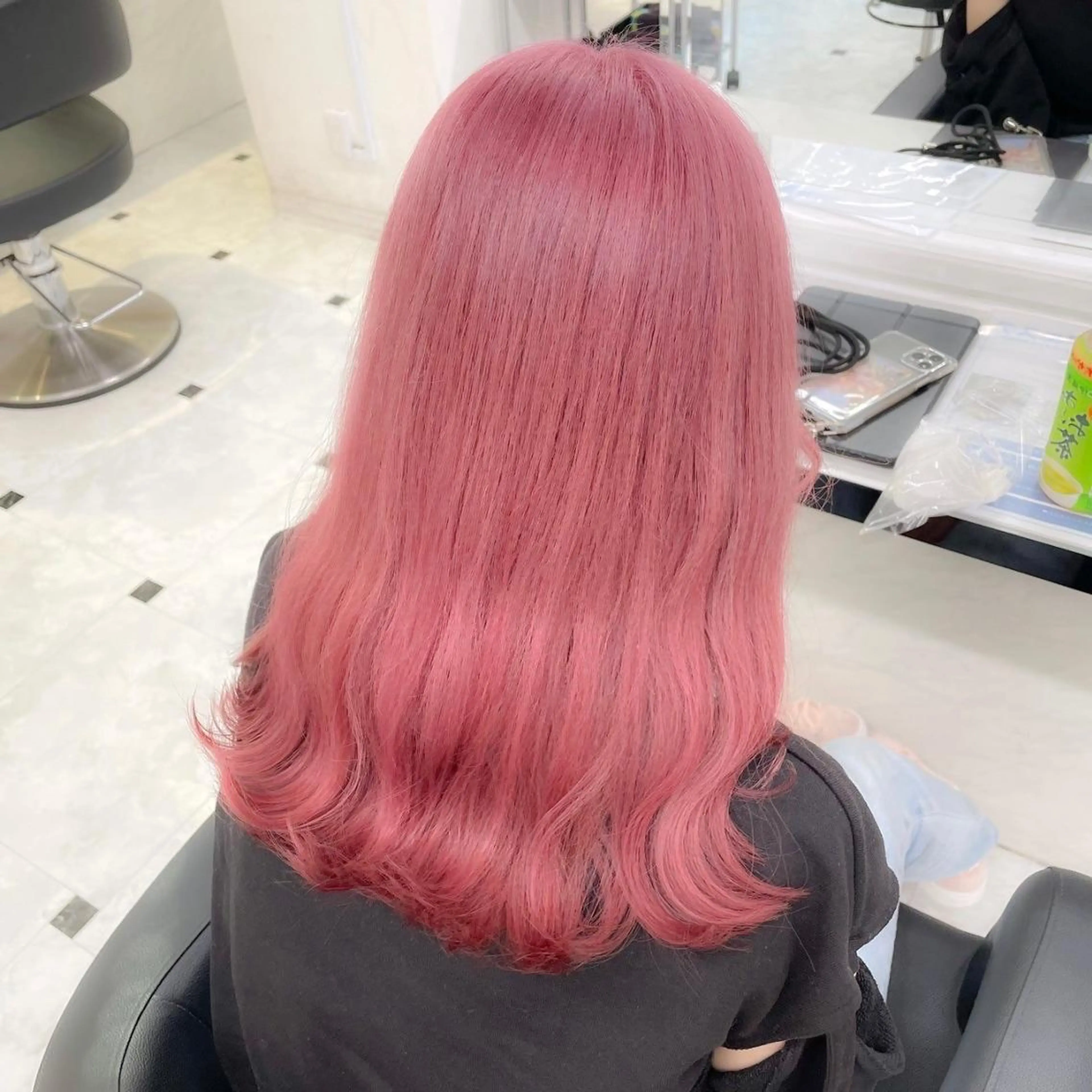 カラー *高発色✨高持続🫧 トレンドカラー💖のヘアスタイル
