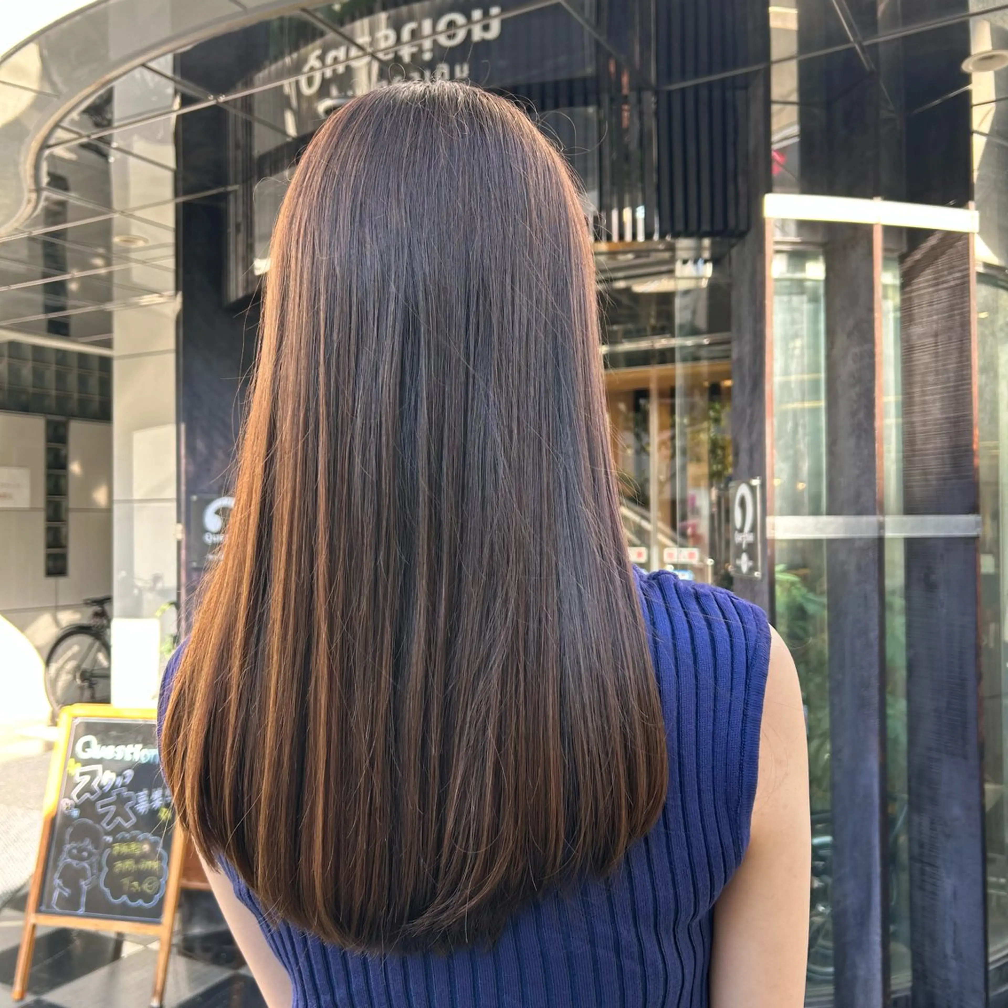 ロング カラー ヘアカラー トリートメント 山崎 絵莉香のヘアスタイル