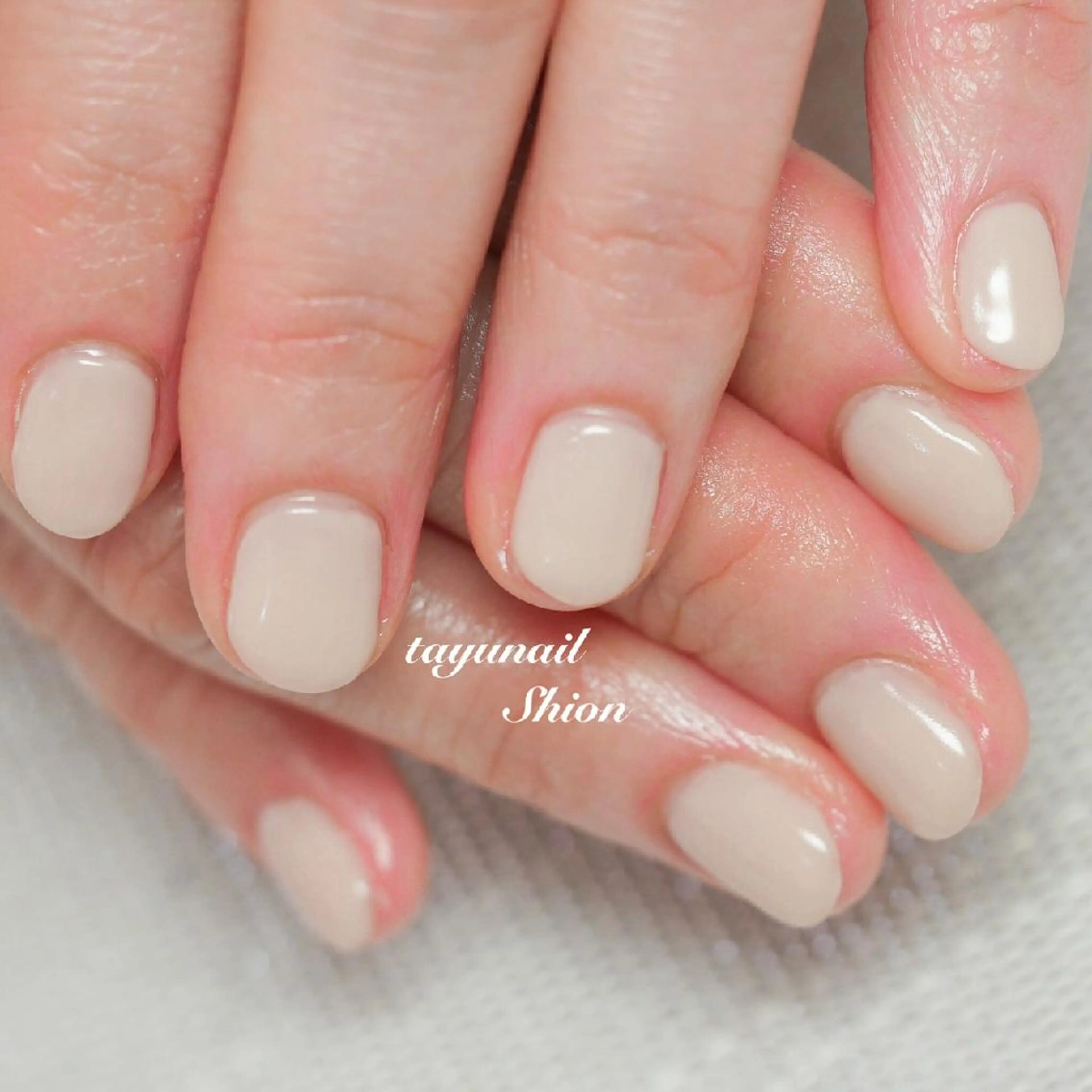 ネイル ブルー ジェルネイル ワンカラーネイル パラジェル ショートネイル ネイルサロン 【たゆnail】のネイルデザイン