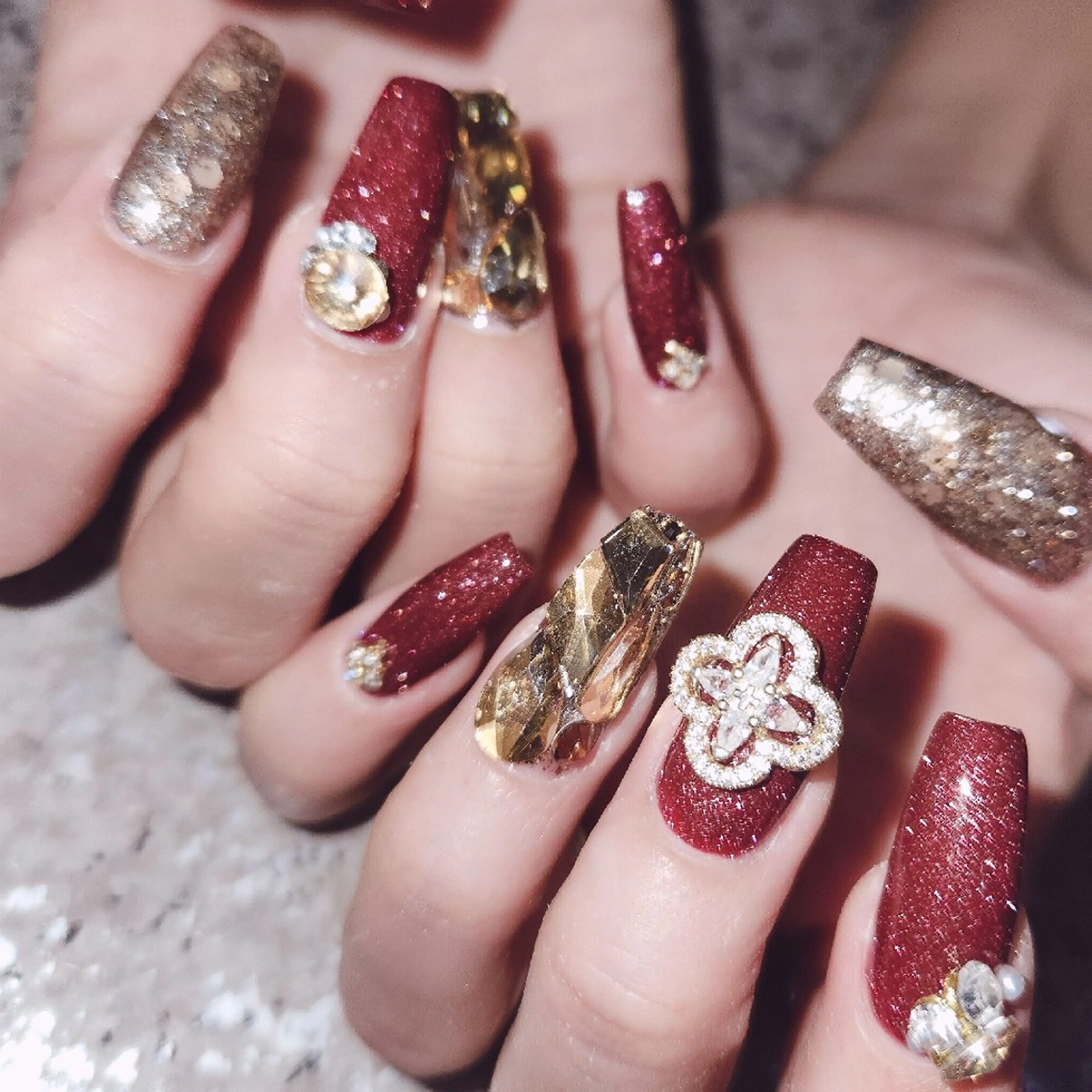 ネイル 梅田🦄中崎町🩵 u n o 0 1のネイルデザイン