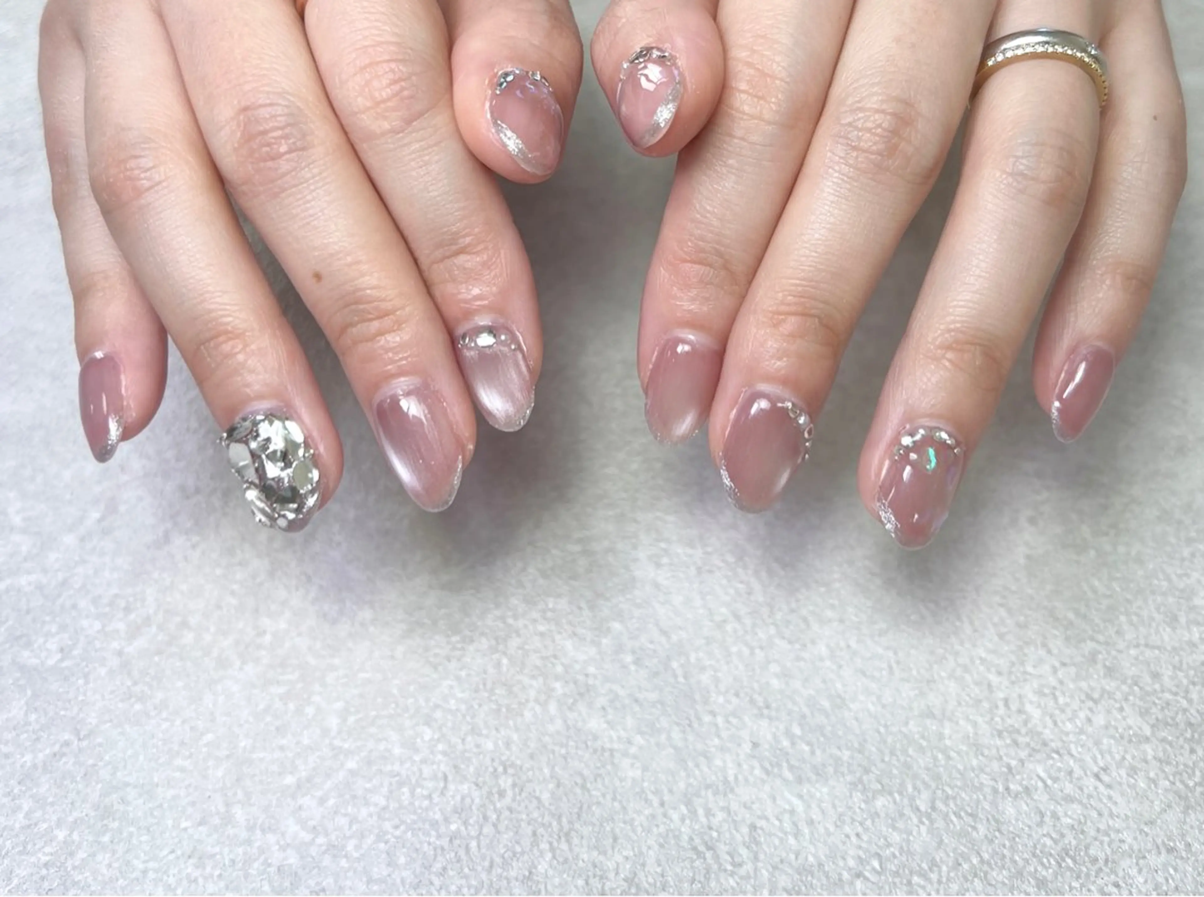 ネイル ネイリスト ハンのネイルデザイン