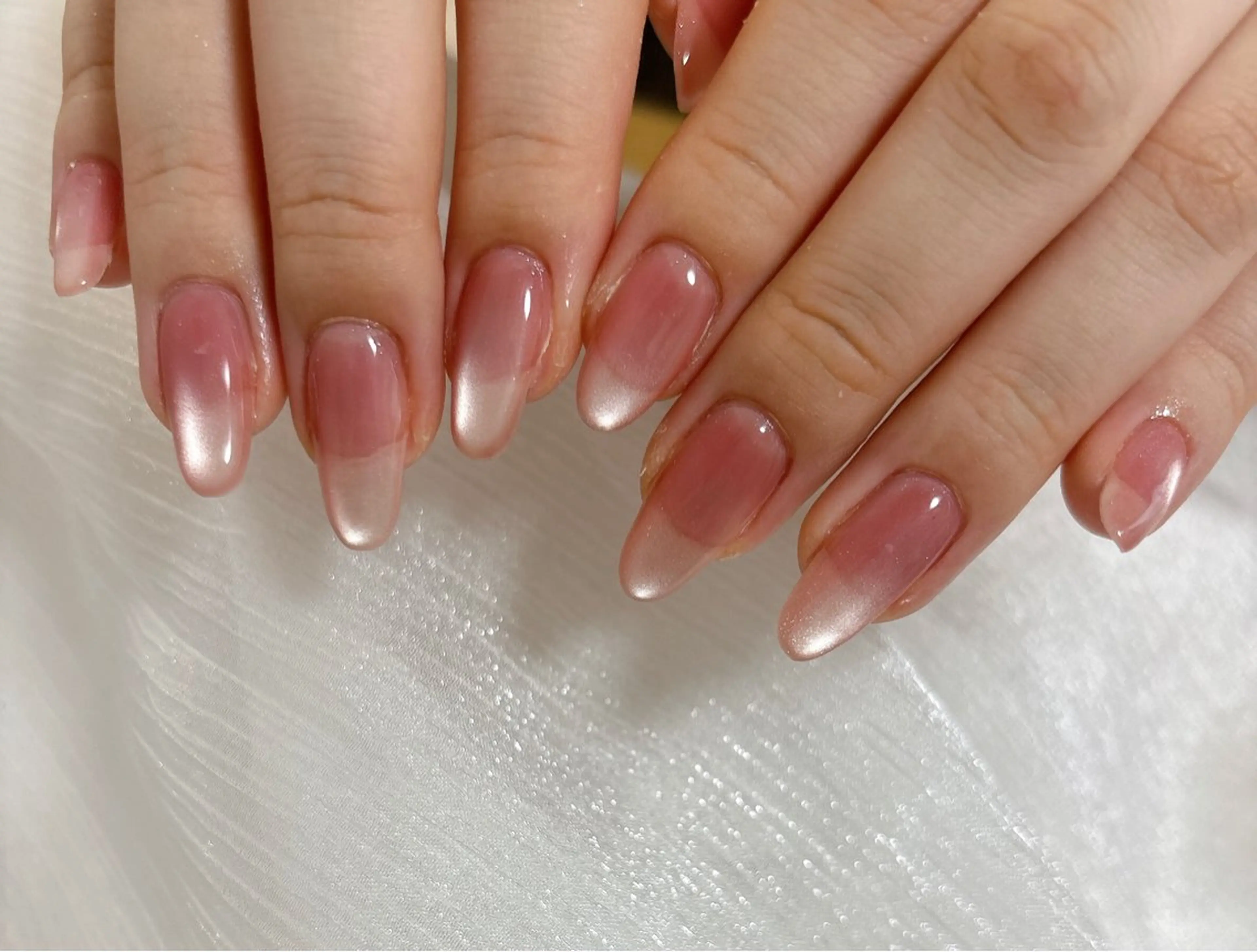 ネイル オーロラネイル フットネイル フレンチネイル ジェルネイル マグネットネイル ハンドネイル mogunail &blowのネイルデザイン