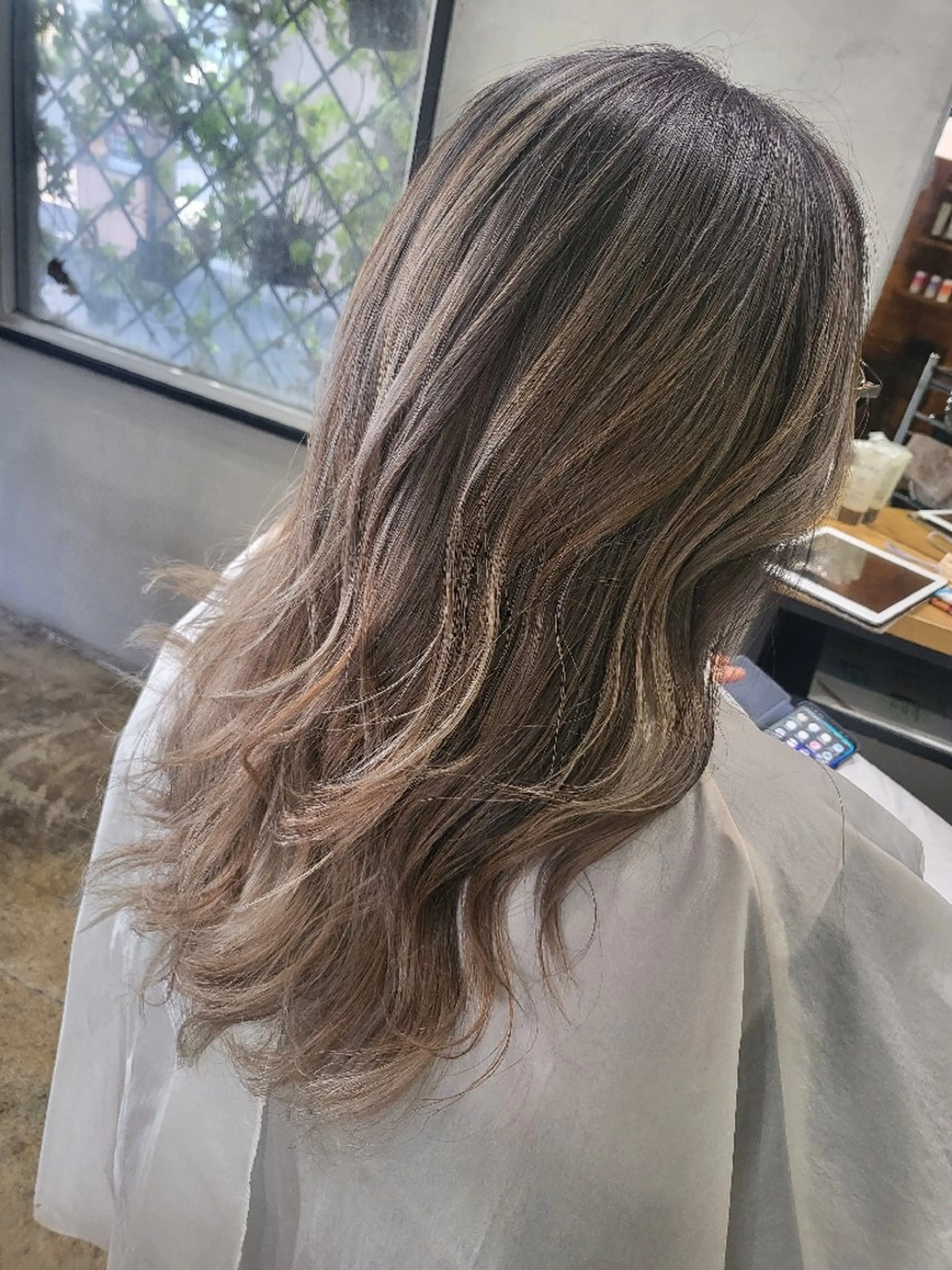 セミロング ハイライト Le Lien カジのヘアスタイル