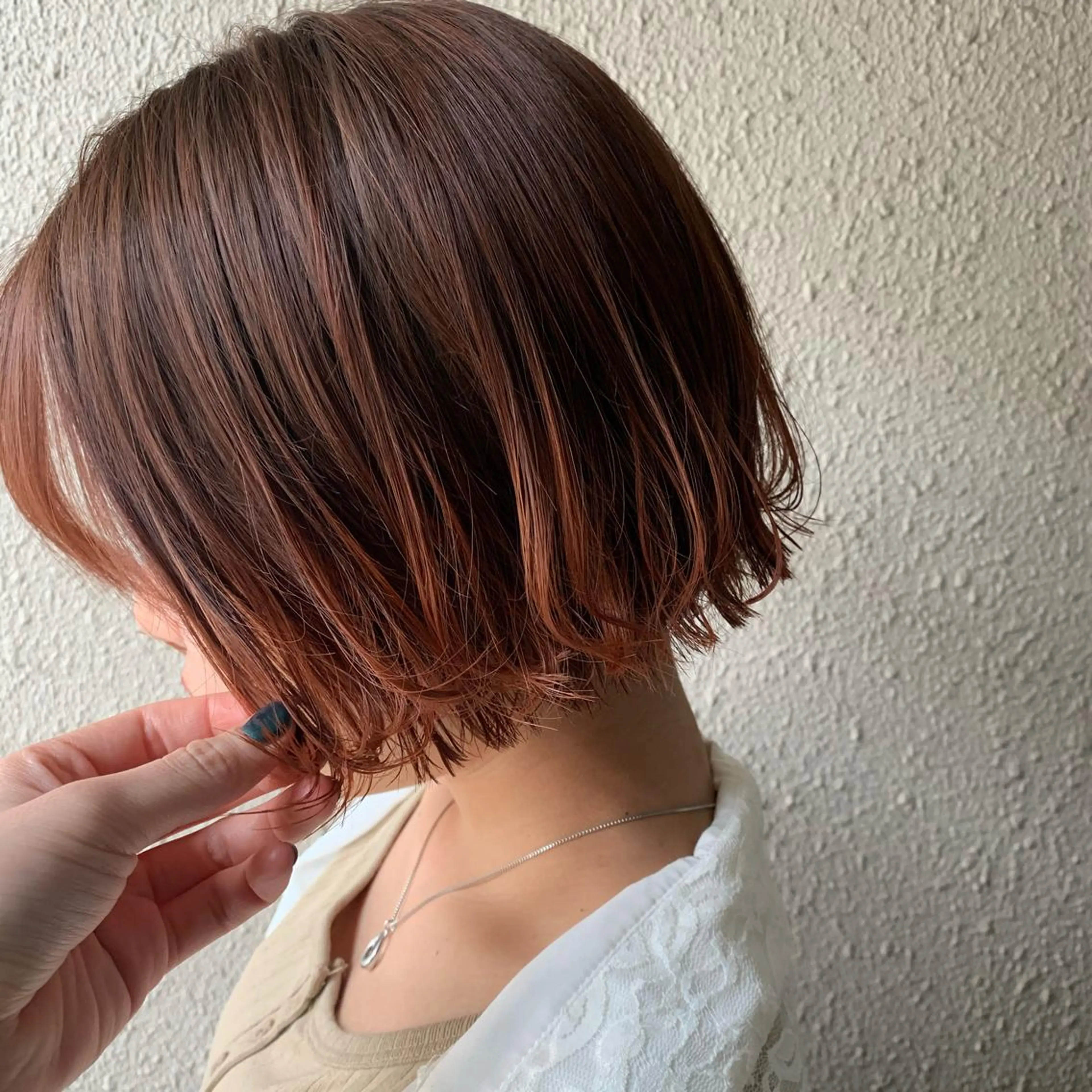 ショート カラー オレンジ chouette/ 根本優希のヘアスタイル