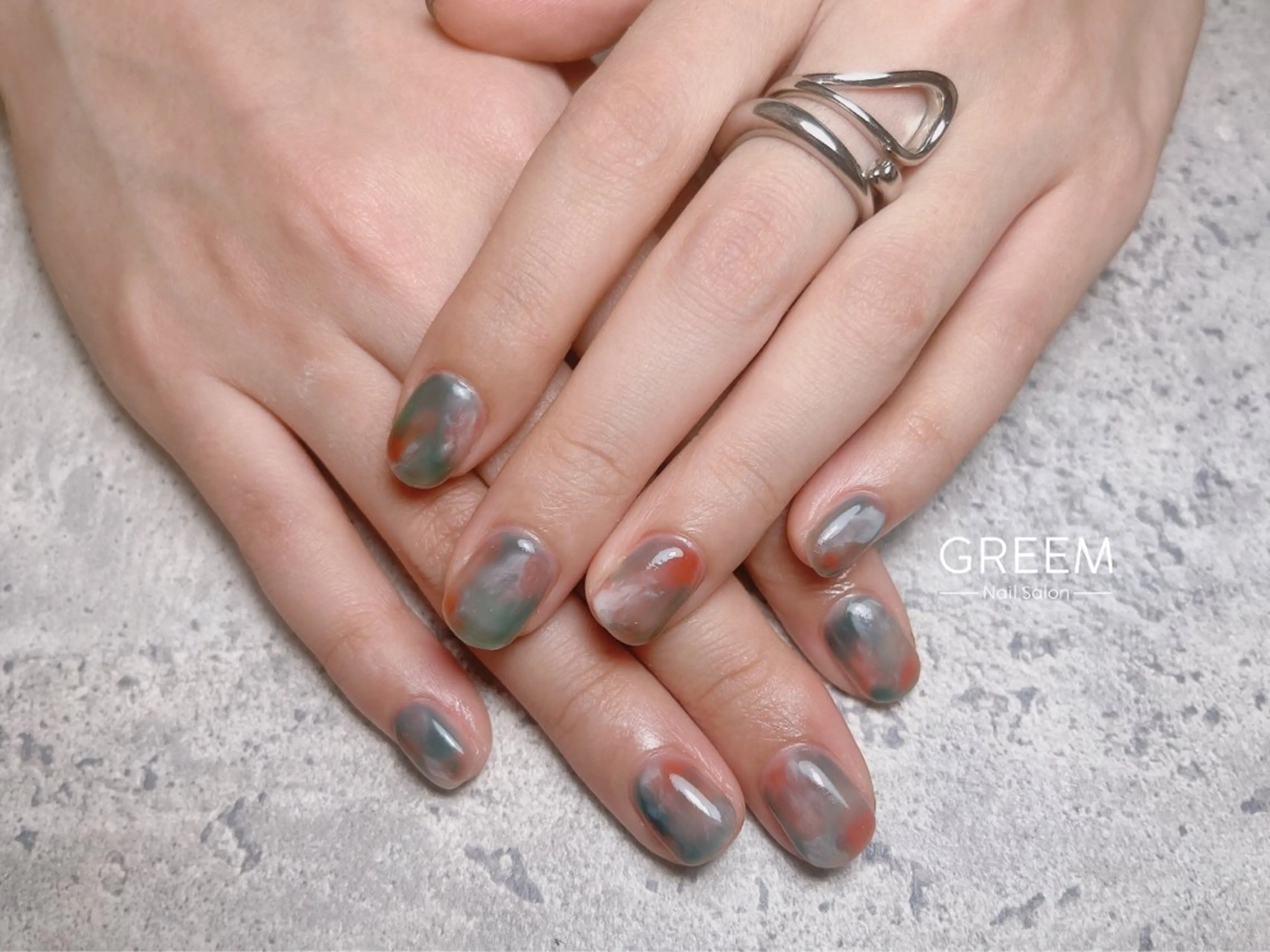 ネイル フラッシュネイル ジェルネイル マグネットネイル ニュアンスネイル ワンカラーネイル ハンドネイル GREEM グリームのネイルデザイン