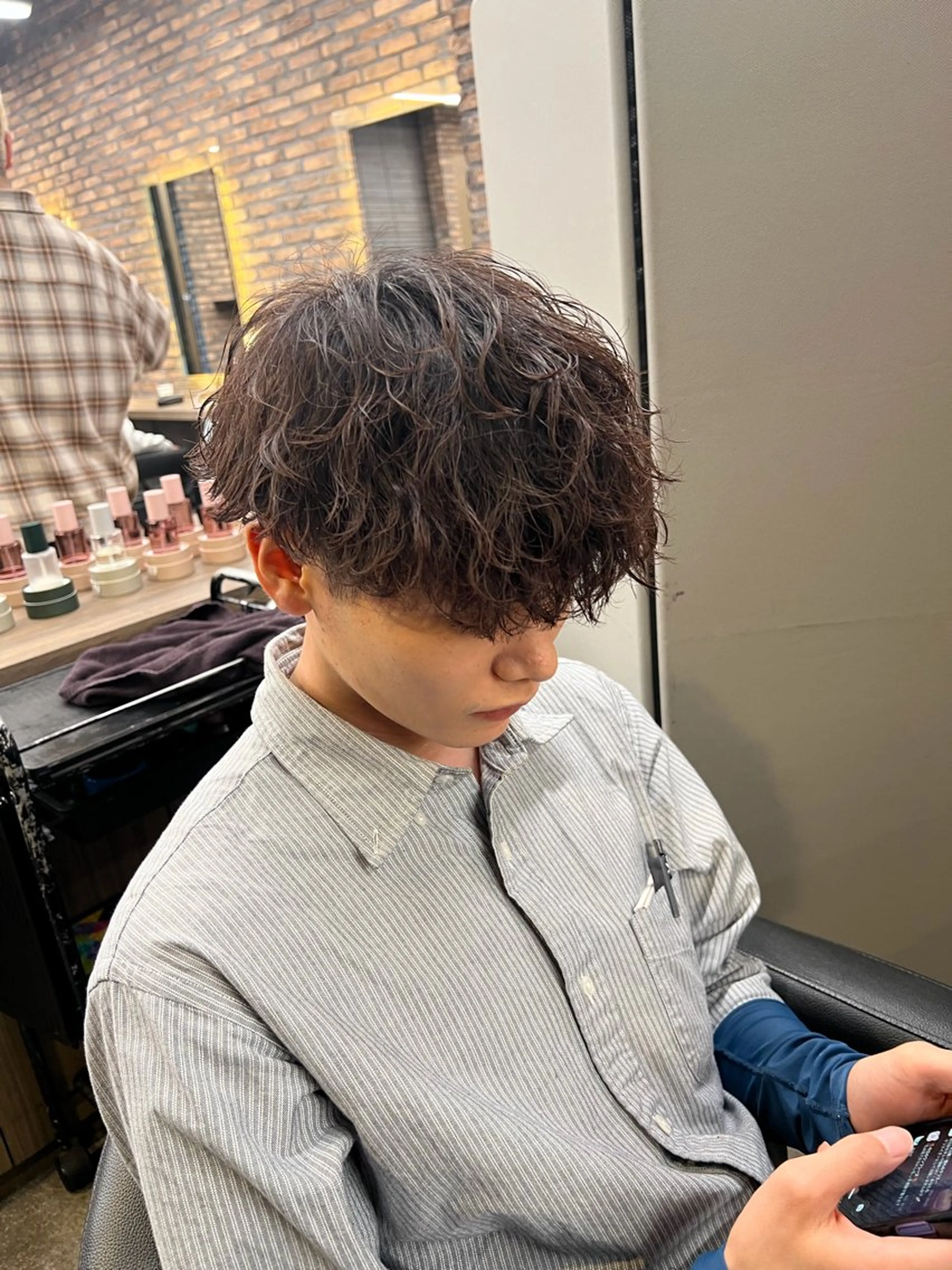 ミディアム パーマ メンズ カット パーマ トリートメント ヘアセット メンズパーマ特化 TAIGAのヘアスタイル