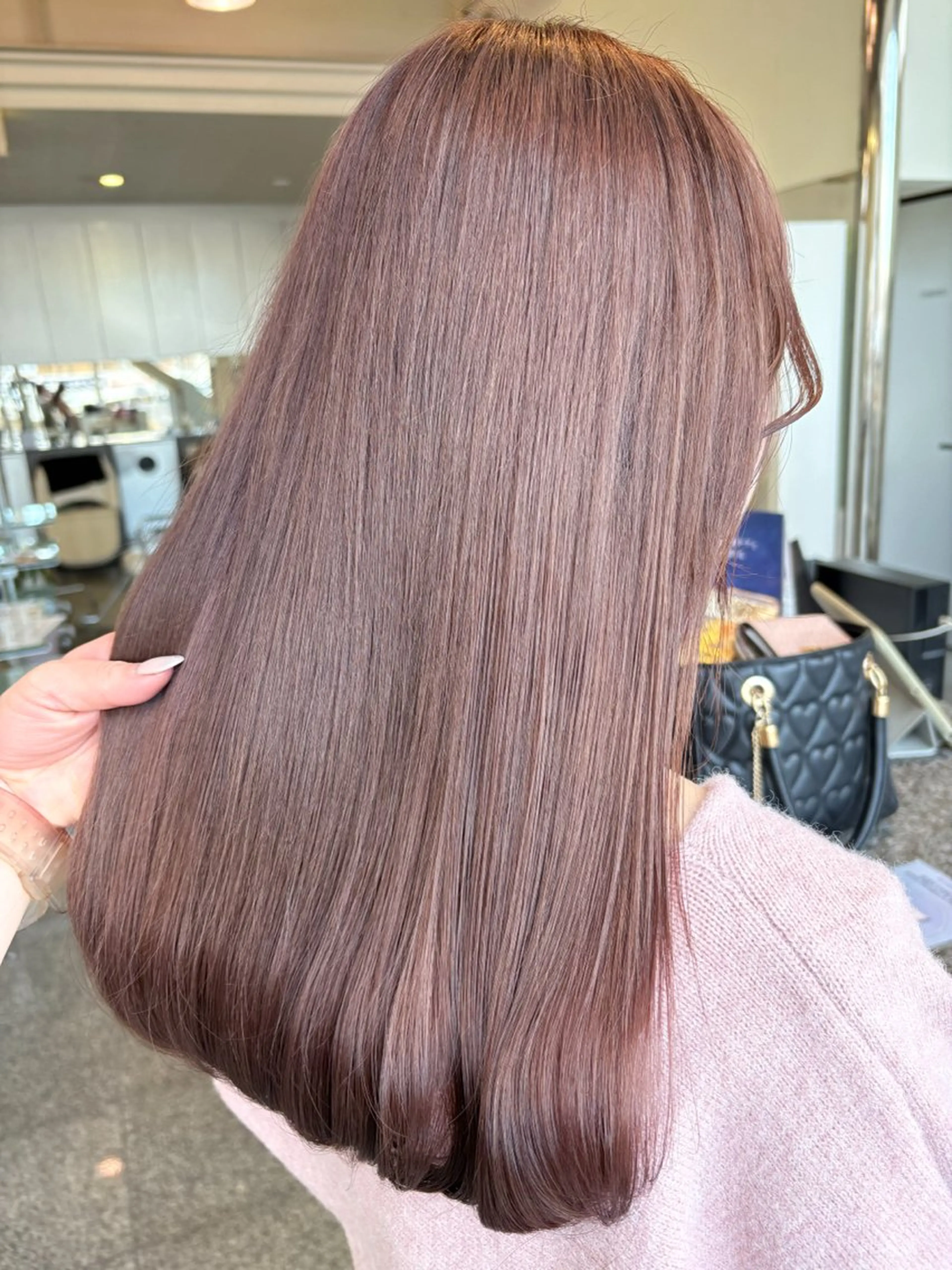 ミディアム カラー ブリーチ グレージュ ラベンダーカラー ラベンダーグレージュ ラベンダーグレー ハイトーン/ブリーチ 🤍足立里湖のヘアスタイル