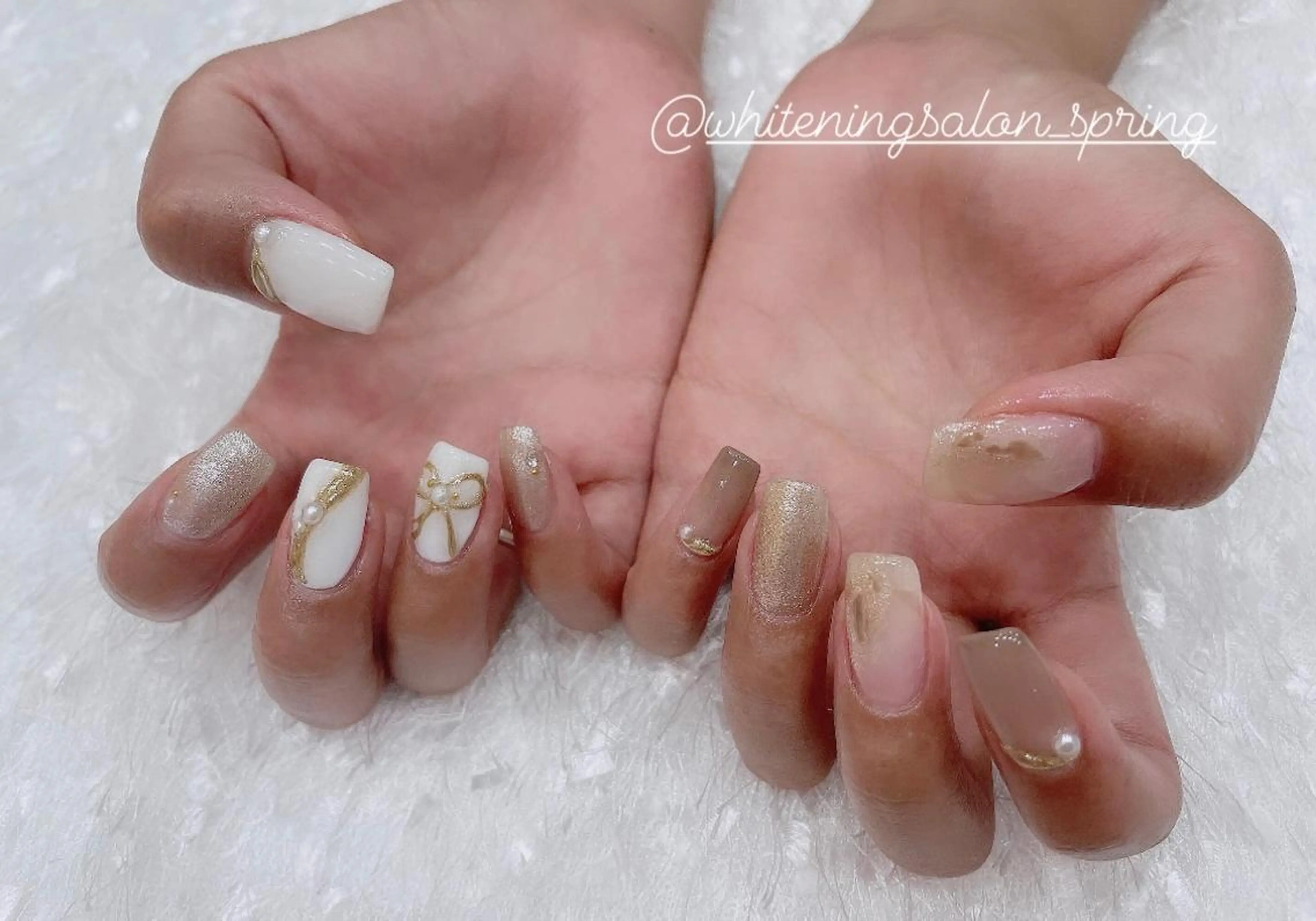 ネイル ニュアンスネイル ホワイト Nakao Hitomiのネイルデザイン