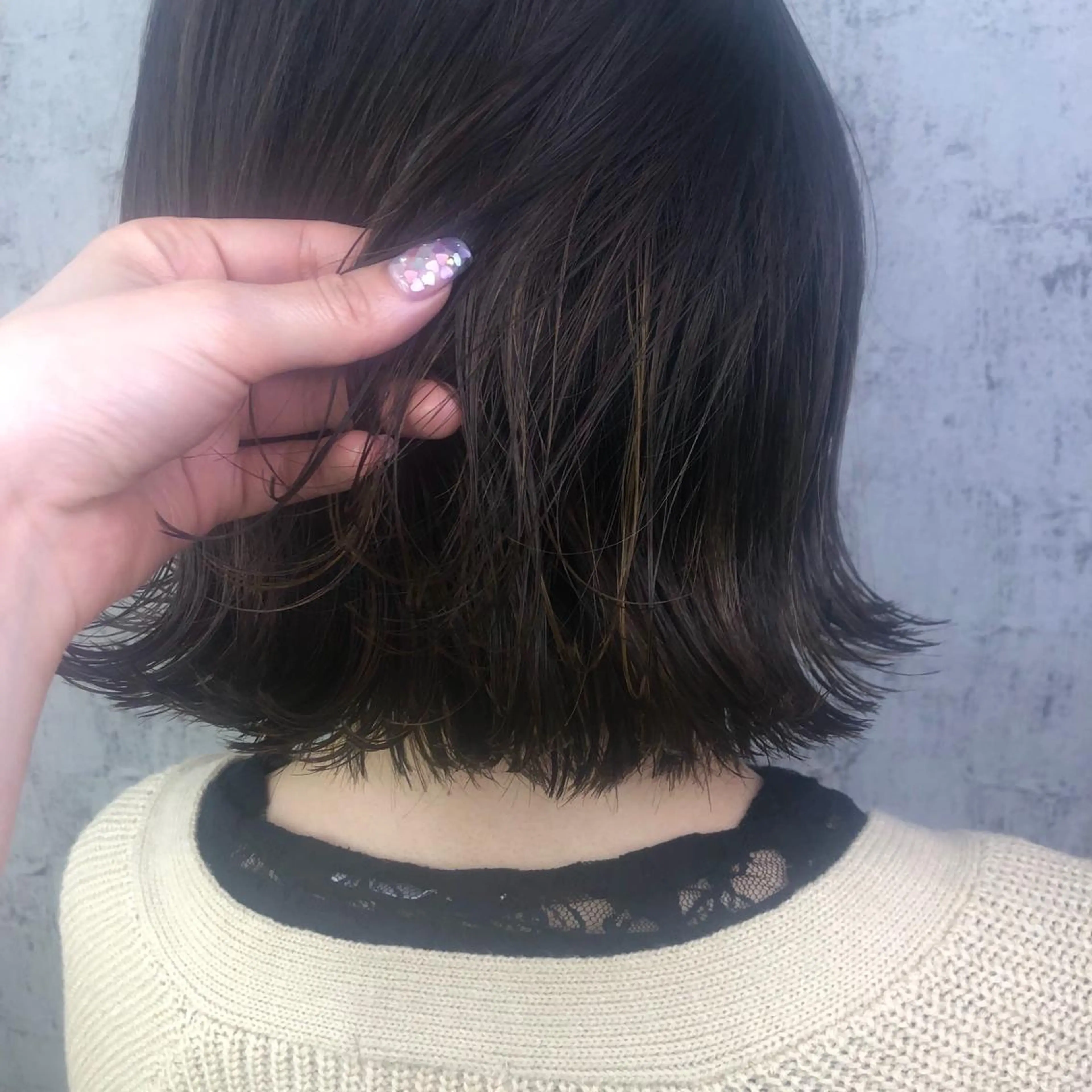 ミディアム カラー ハイライトカラー イルミナカラー ハイライト 小顔レイヤー/ ベージュ🤍Rieのヘアスタイル