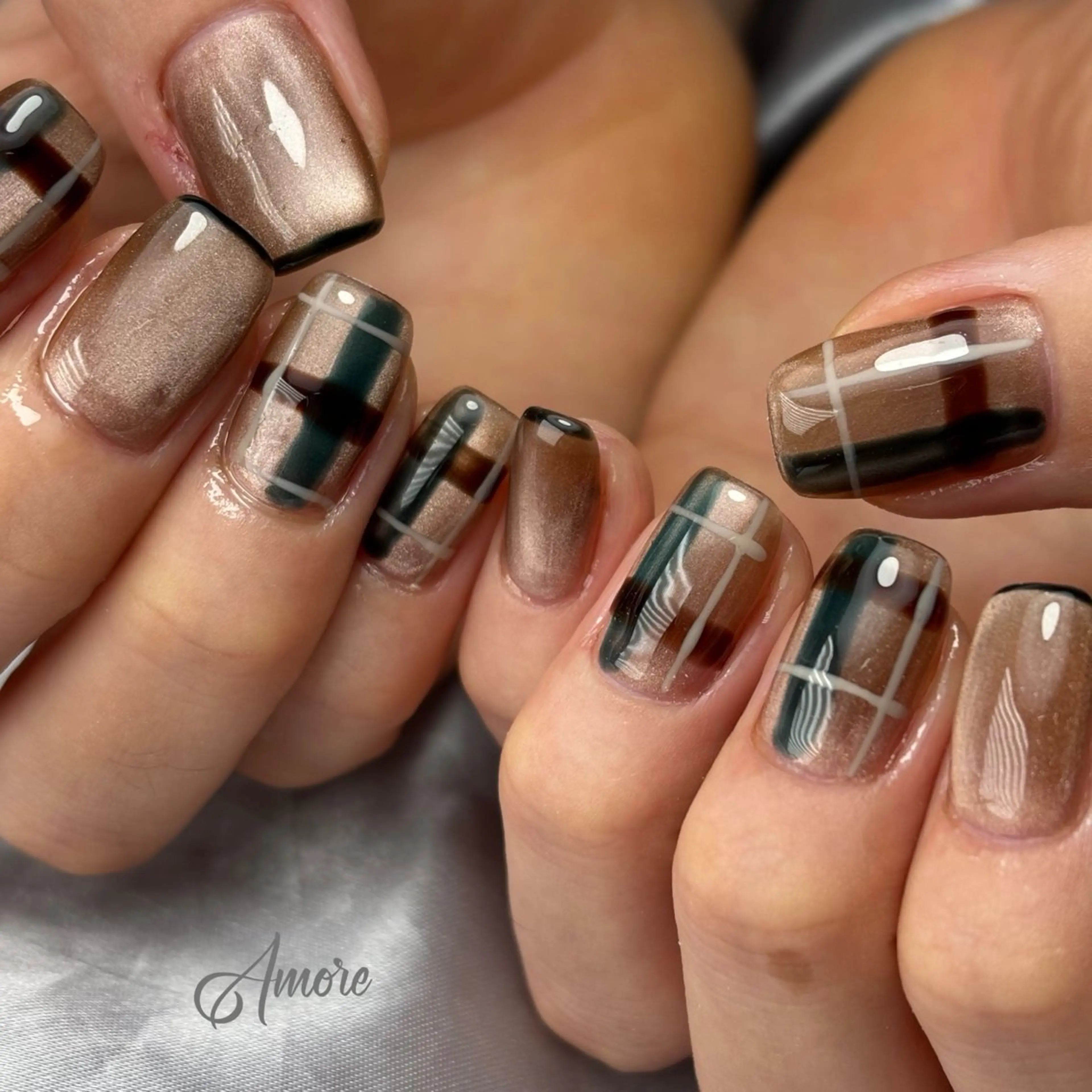 ネイル ジェルネイル キラキラネイル 韓国ネイル マグネットネイル パラジェル You kyehwaのネイルデザイン